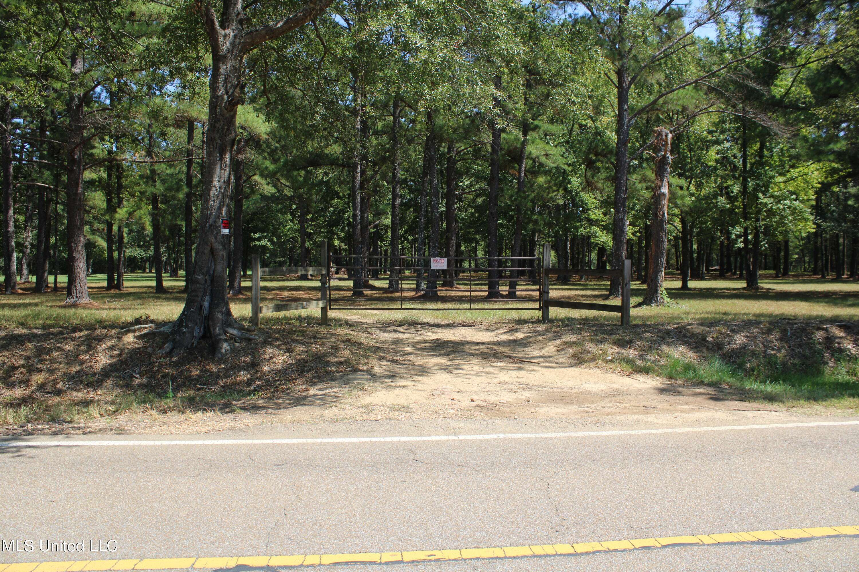 Canton, MS 39046,1762 N Old Canton Road