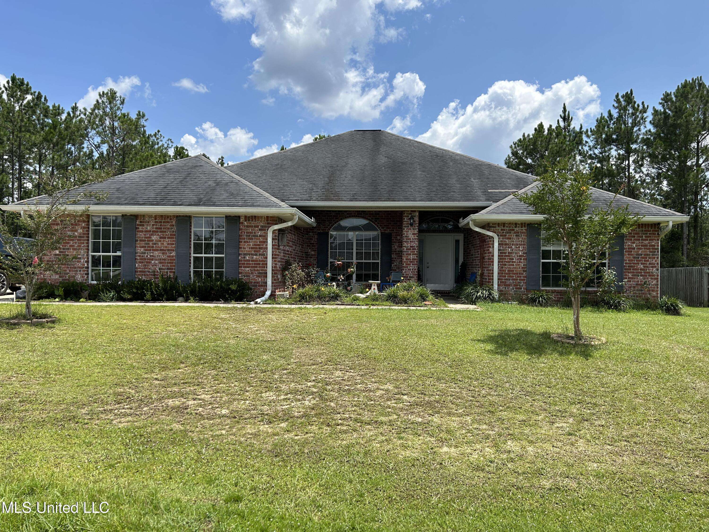 Vancleave, MS 39565,13704 Florida Street