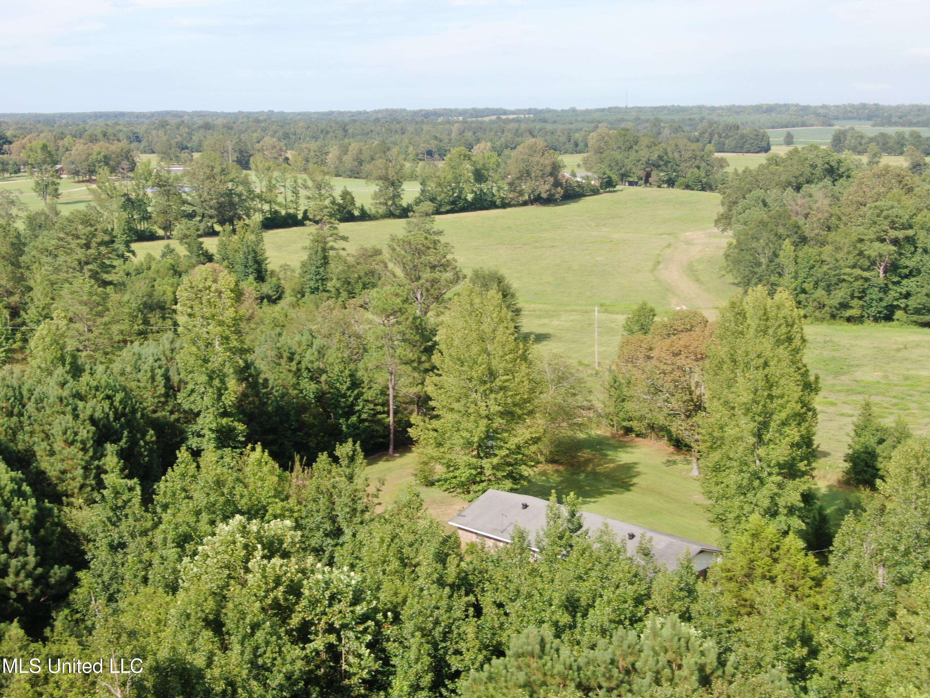 Houston, MS 38851,228 Cr 191