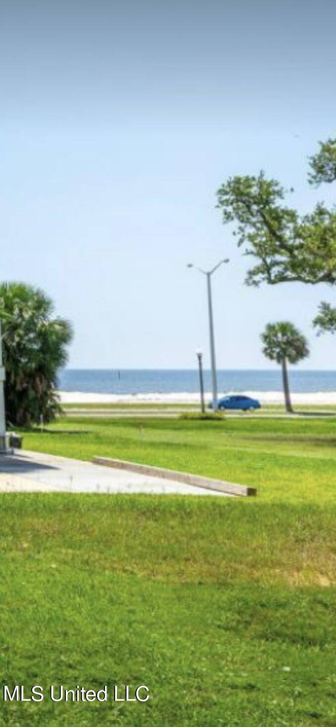 Biloxi, MS 39530,115 Miramar Avenue
