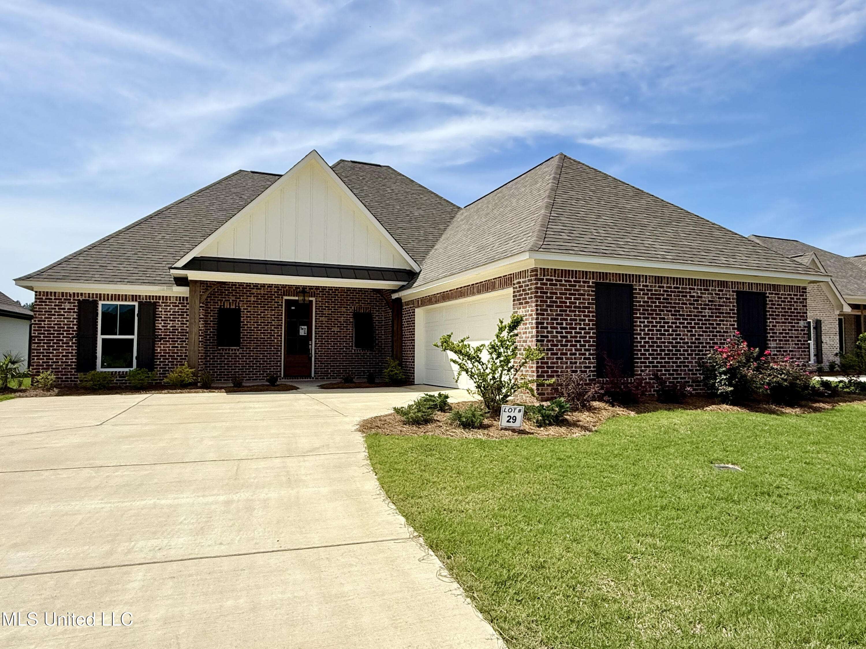 Florence, MS 39073,305 Tremont Drive