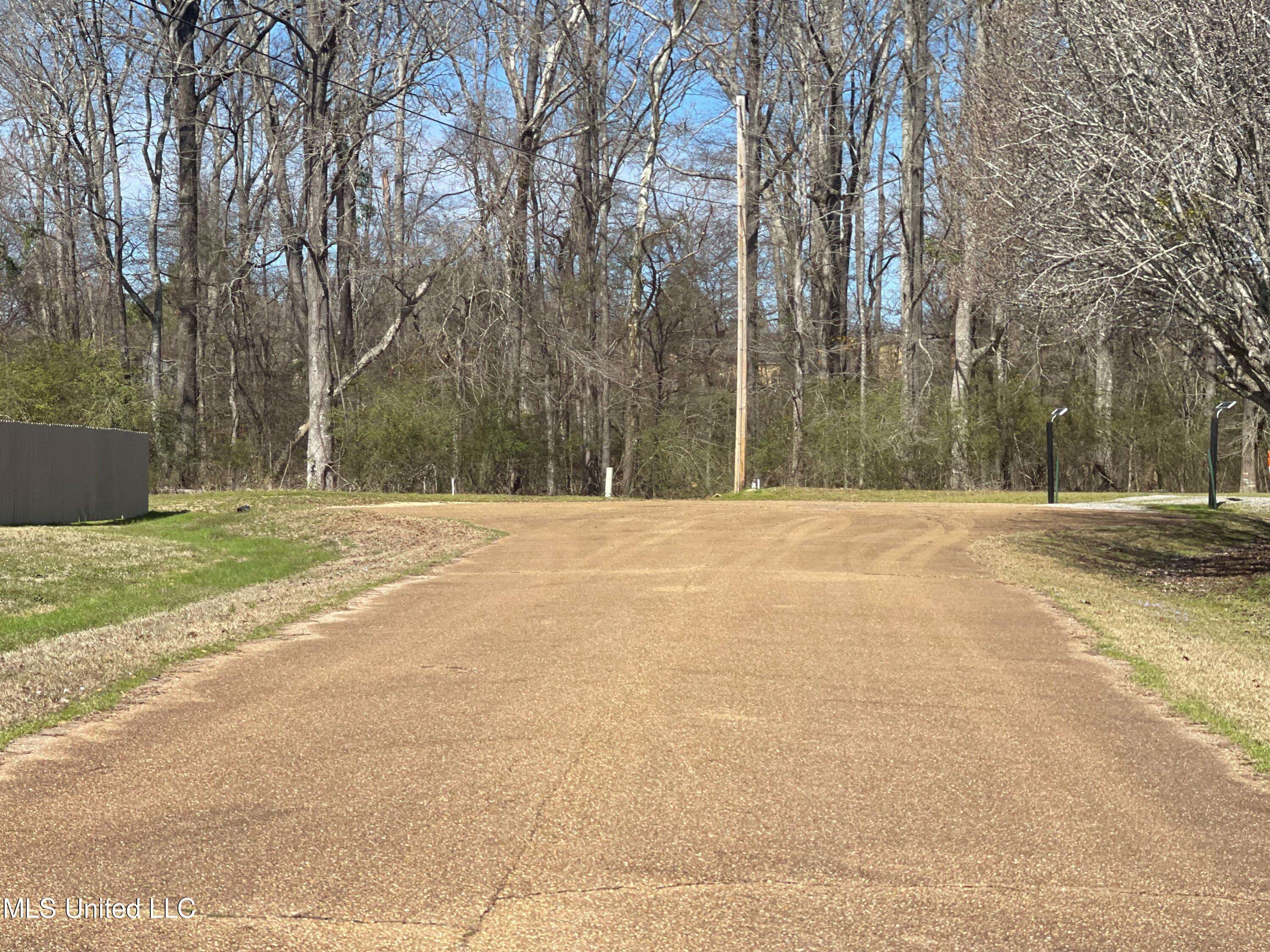 Byram, MS 39272,0 Parks Place