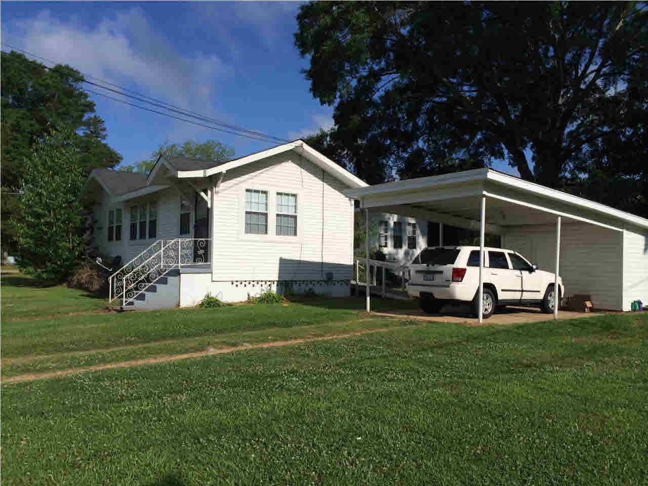 Magee, MS 39111,305 NW 3rd Avenue