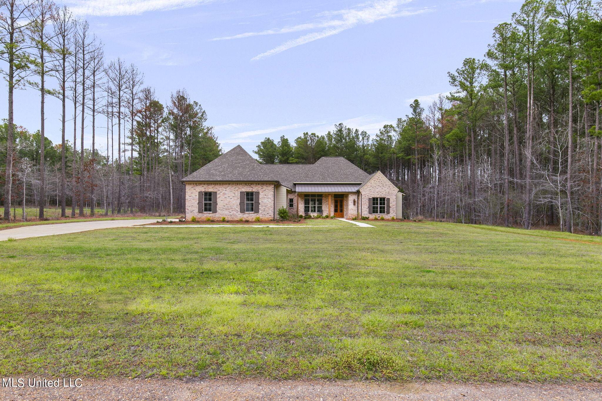 Brandon, MS 39047,181 Plantation Boulevard