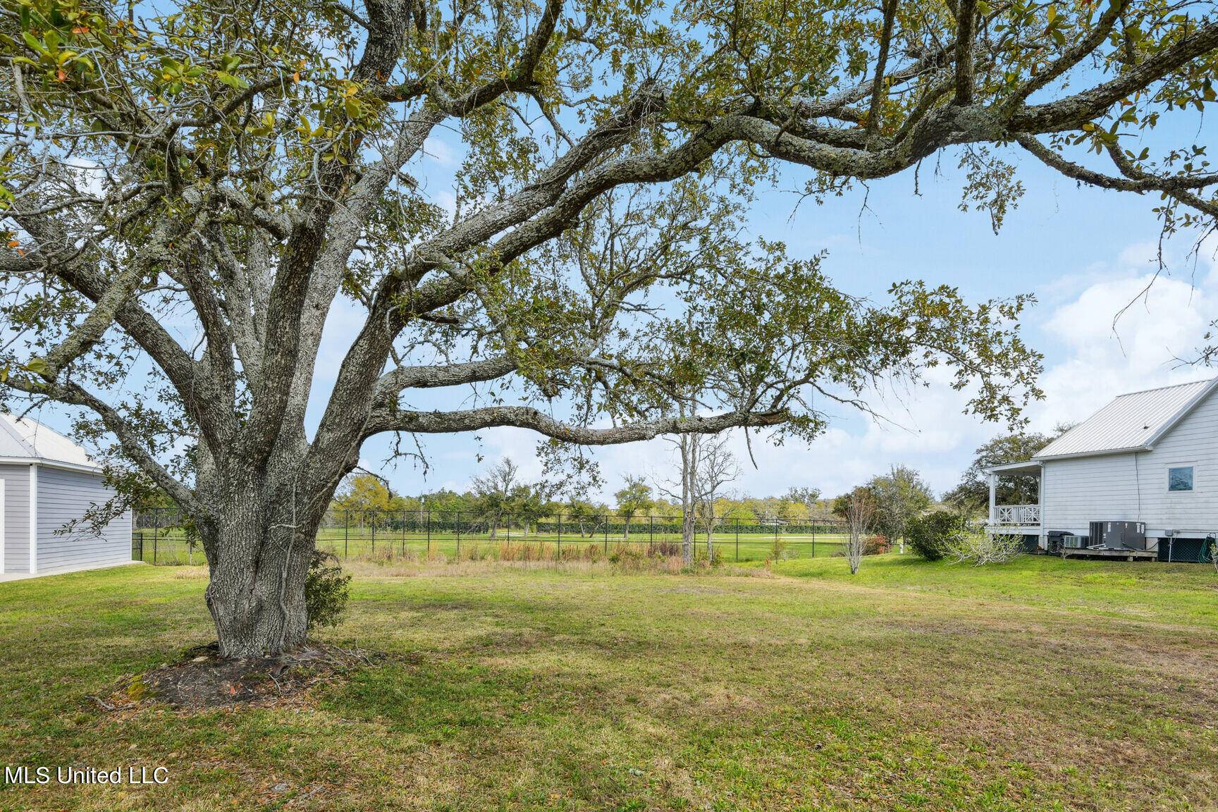 Pass Christian, MS 39571,12 Sherman Avenue