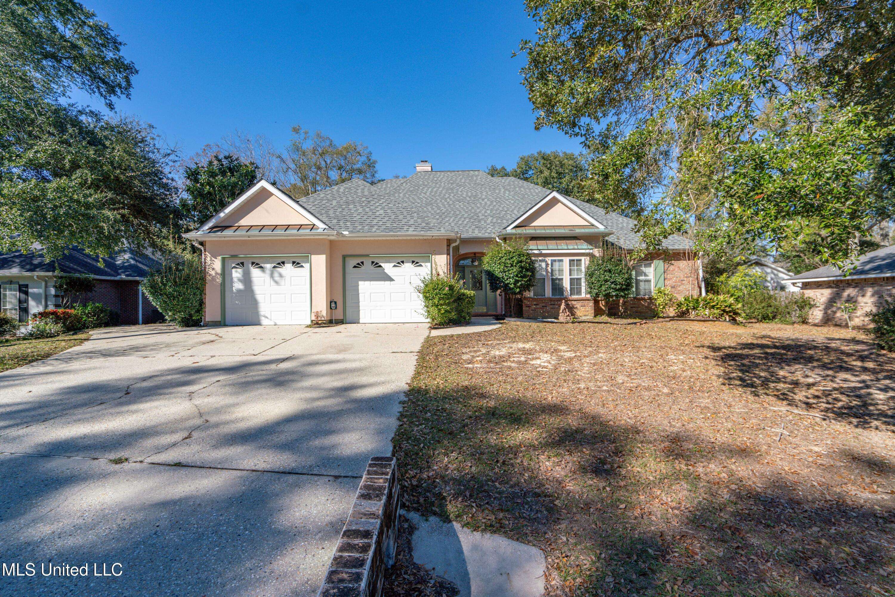 Diamondhead, MS 39525,7730 Manini Way
