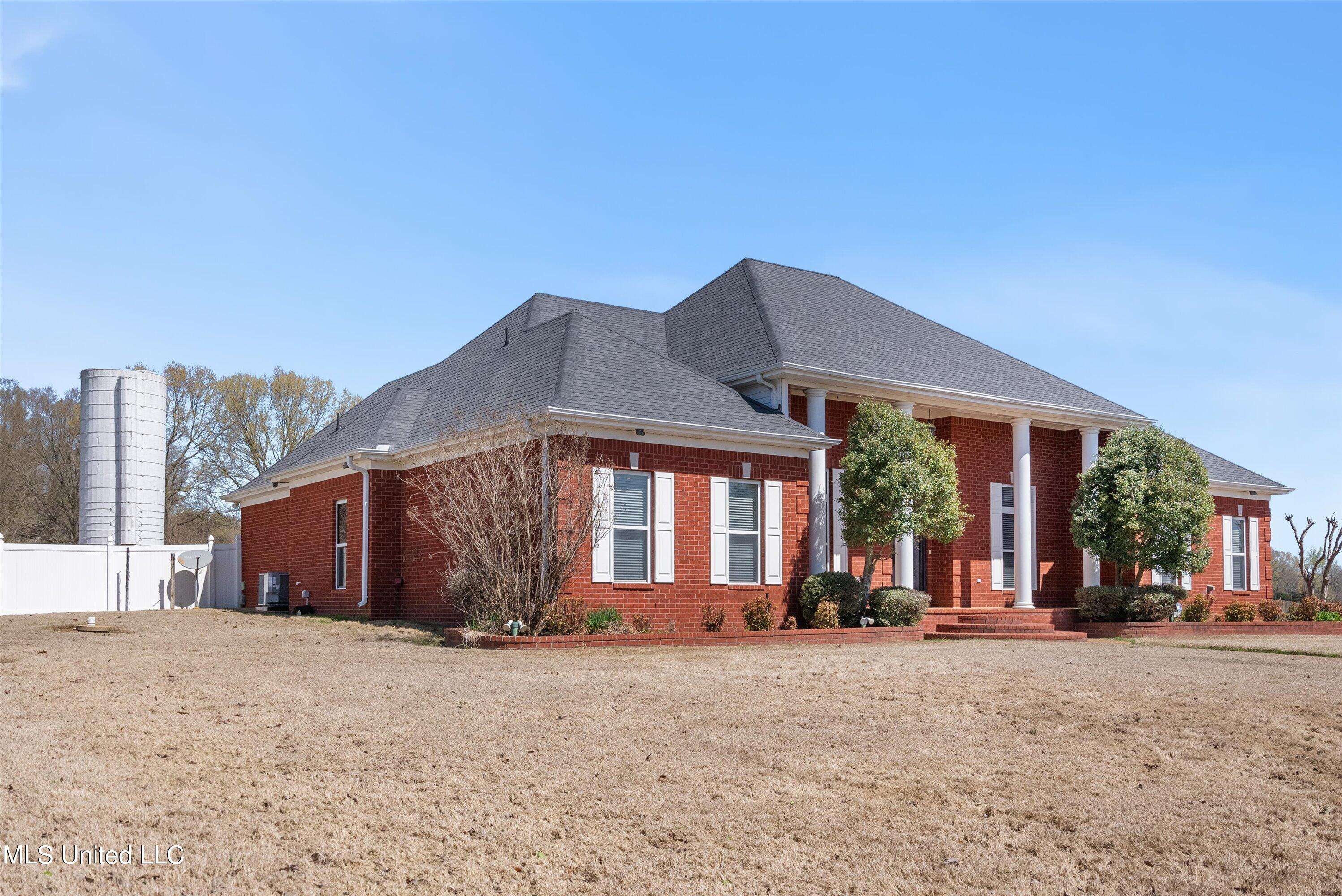 Nesbit, MS 38651,3104 Dean Road