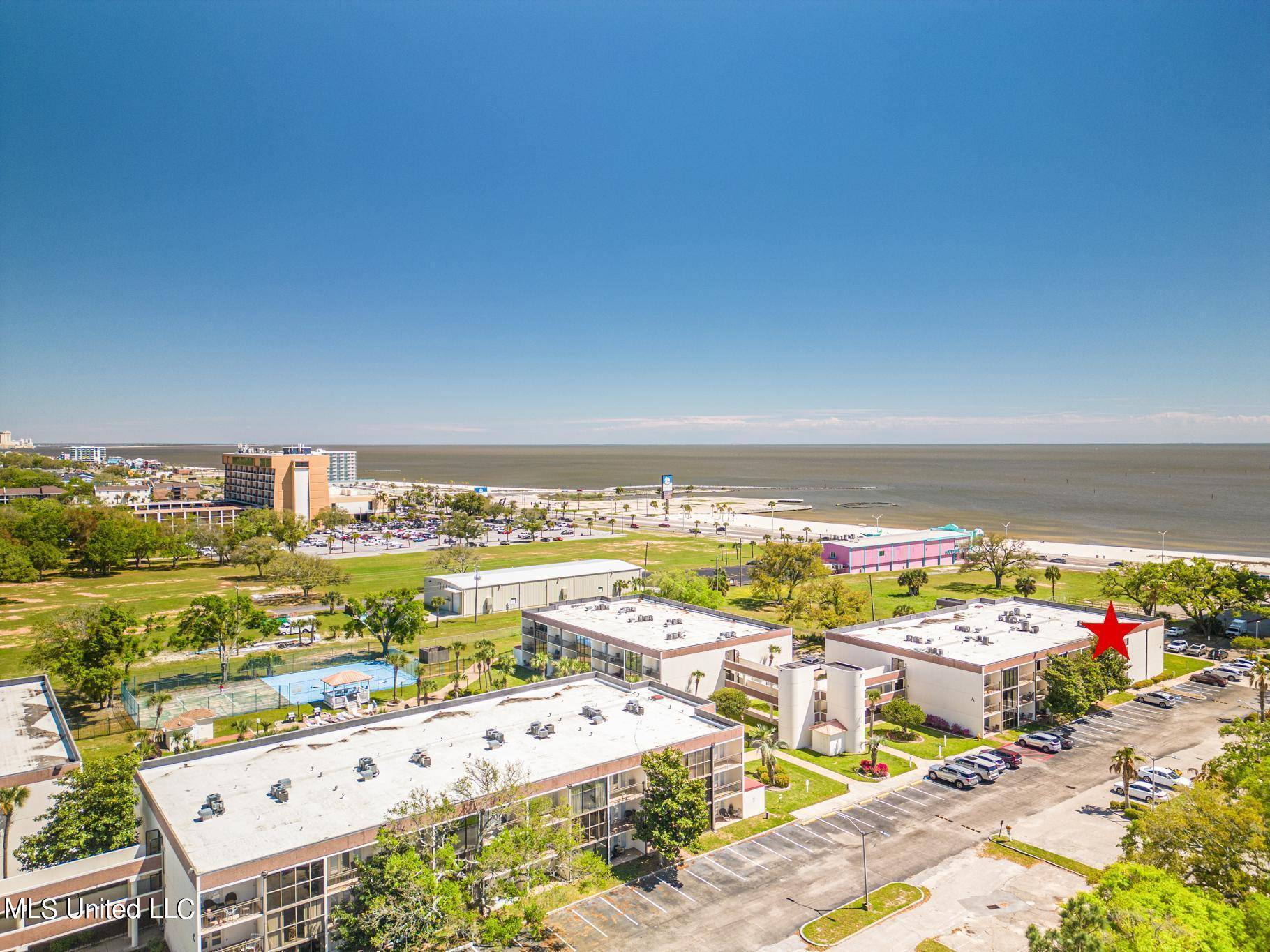 Biloxi, MS 39531,2046 Beach Boulevard #325