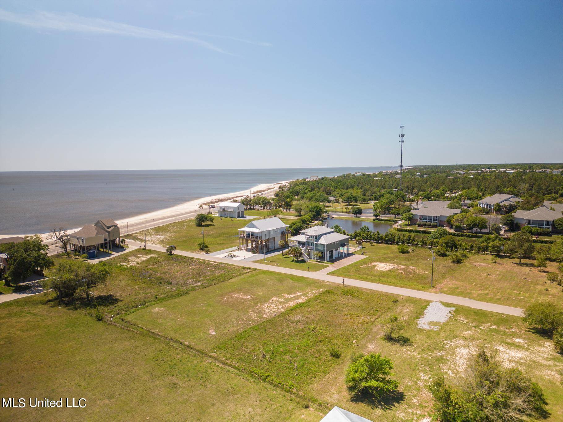 Long Beach, MS 39560,315 S Seashore Avenue