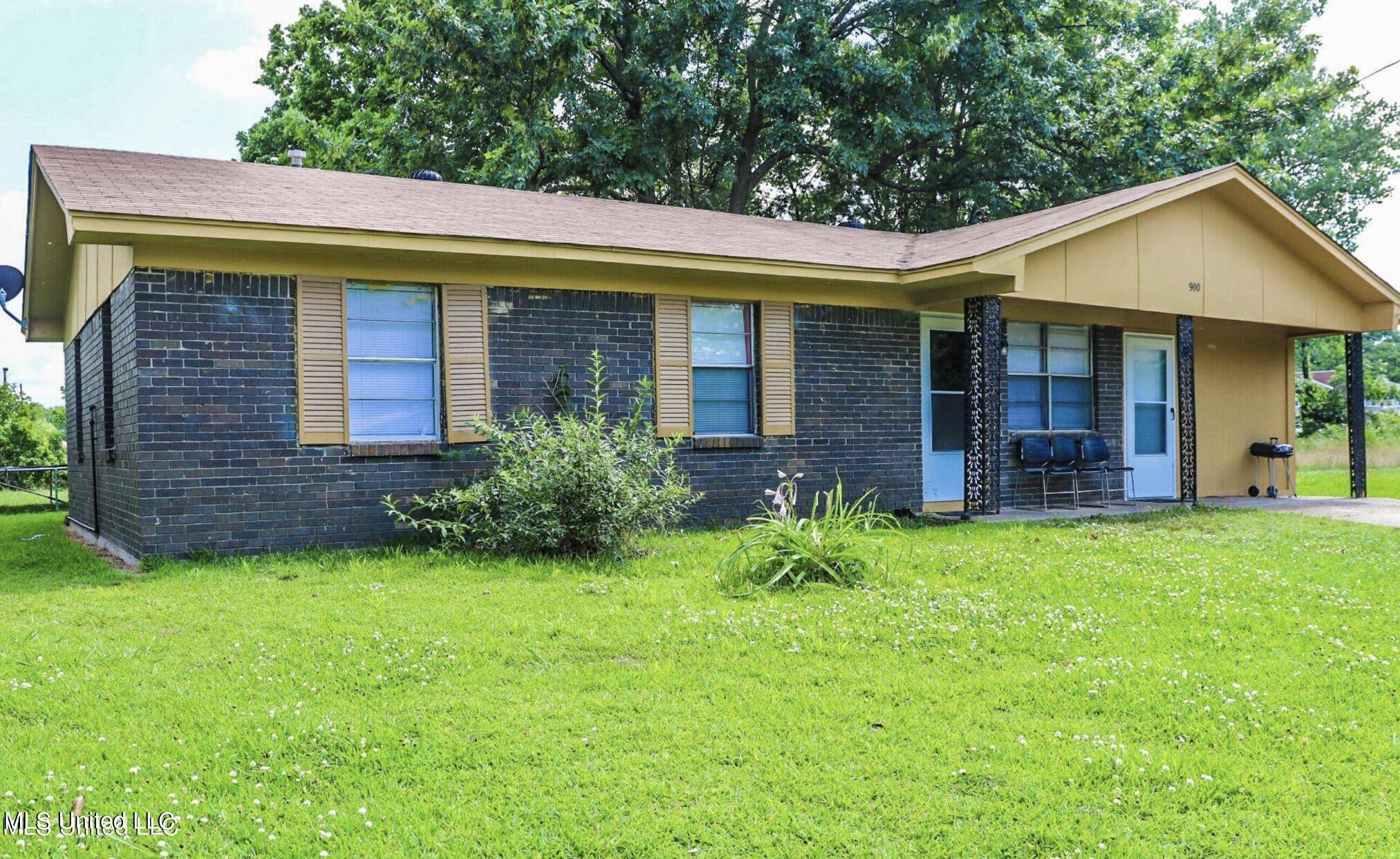 Yazoo City, MS 39194,900 Longwood Cove