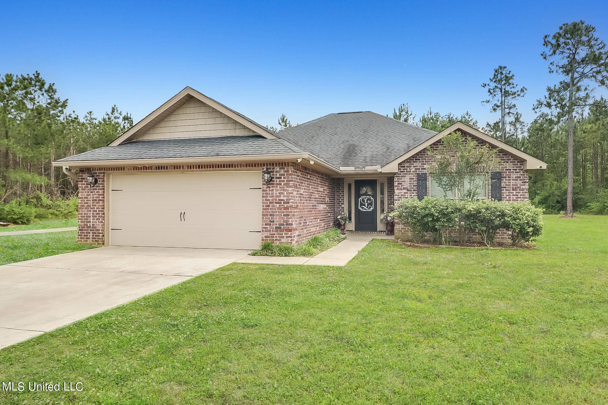 Perkinston, MS 39573,6 Pebble Brook Court