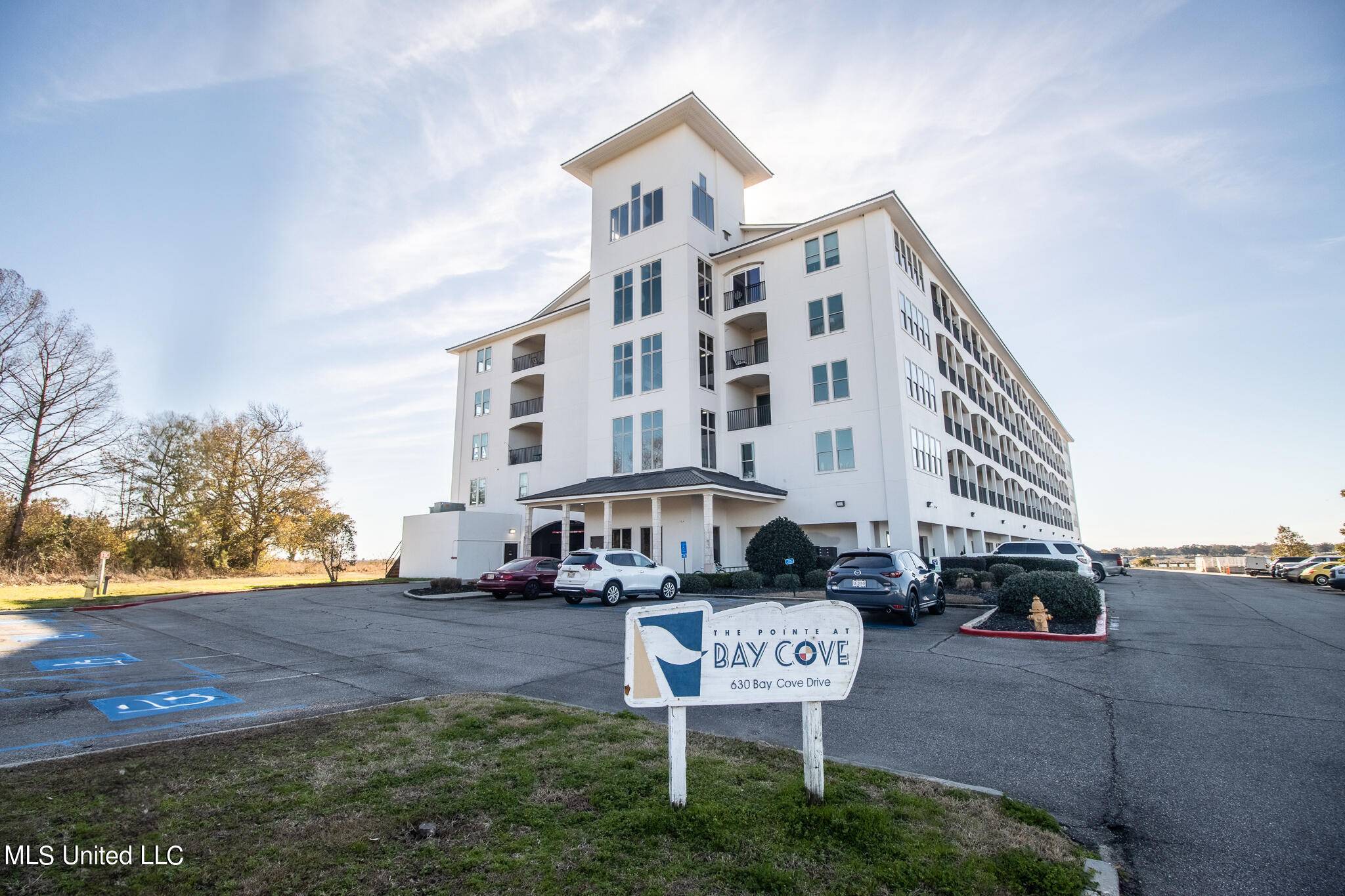 Biloxi, MS 39532,630 Bay Cove Drive #304