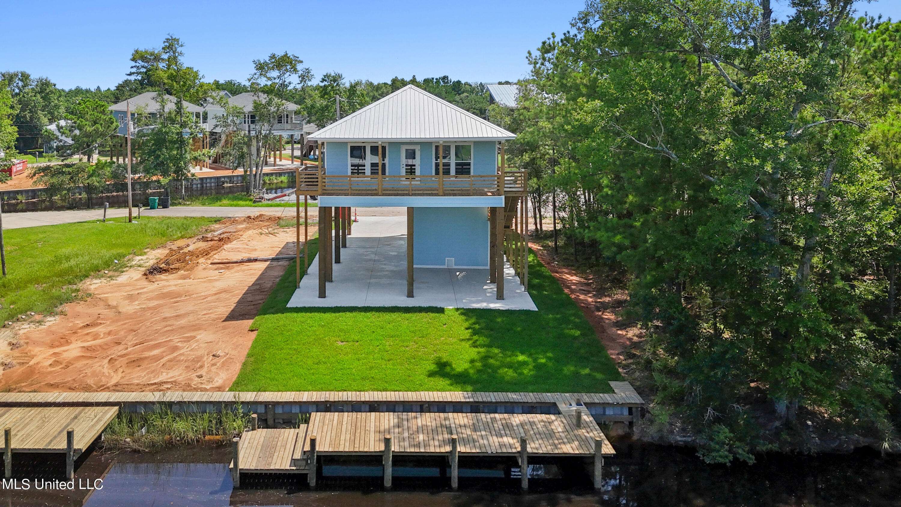 Bay Saint Louis, MS 39520,4069 Blue Jay Street