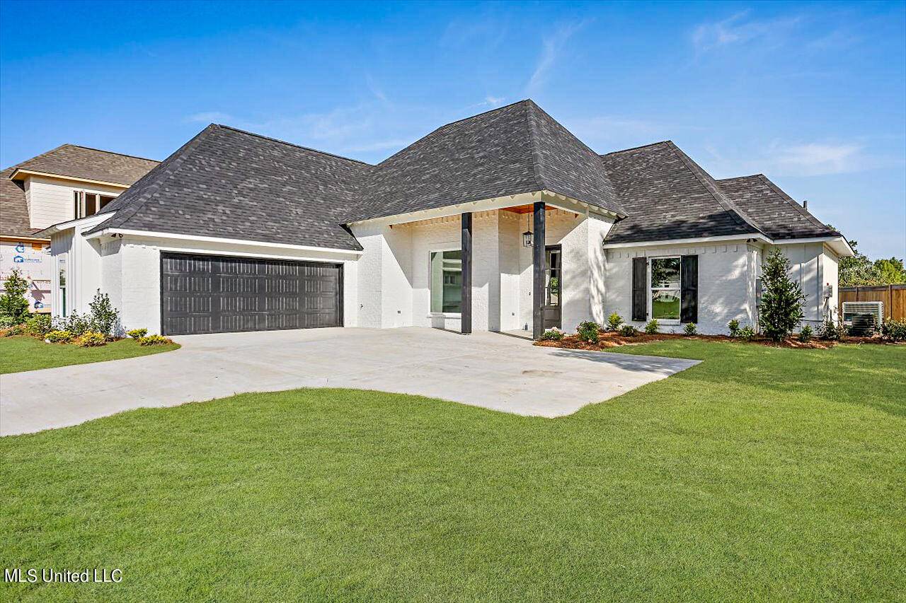 Madison, MS 39110,216 Northshore Place