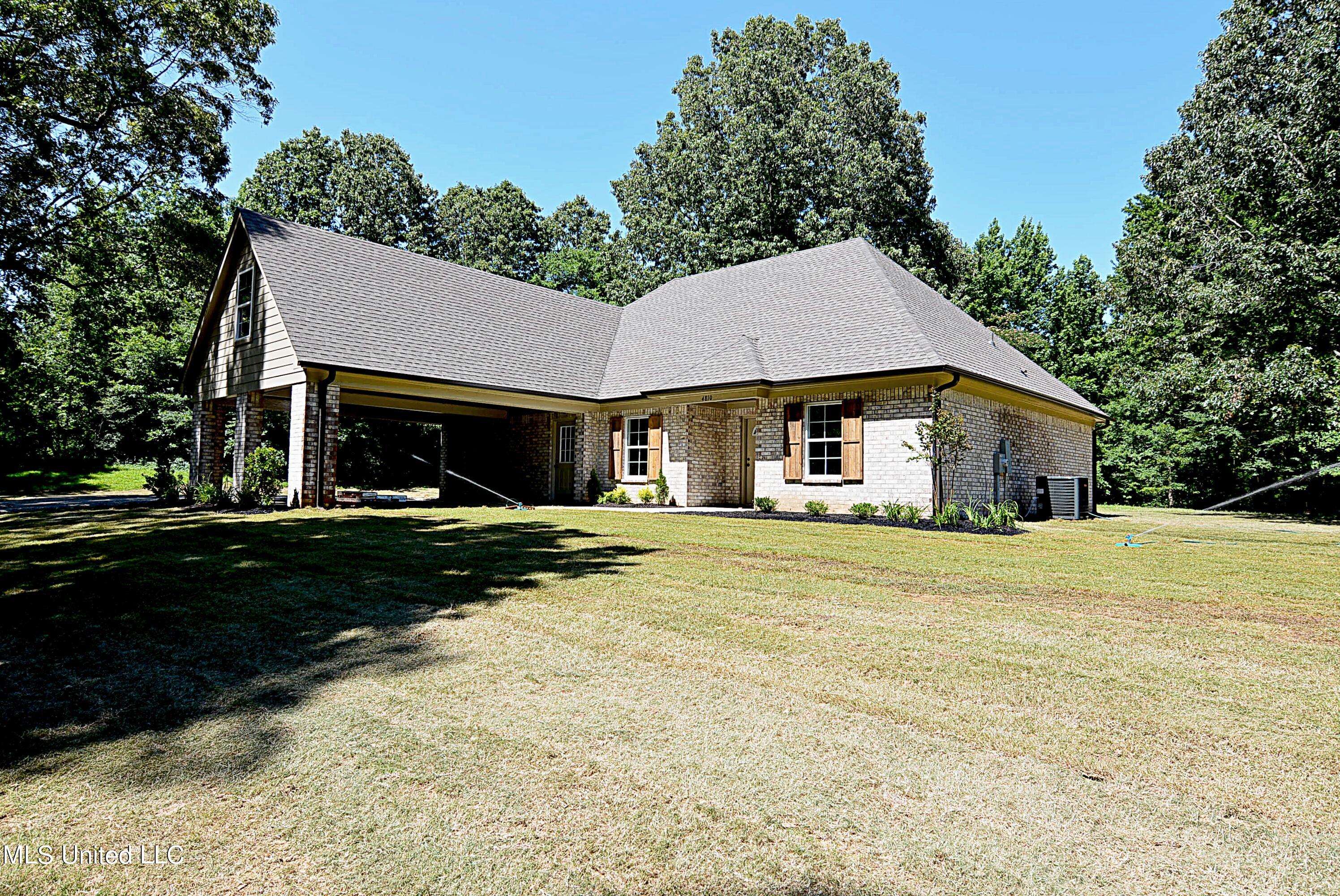 Hernando, MS 38632,4810 Bluff Road