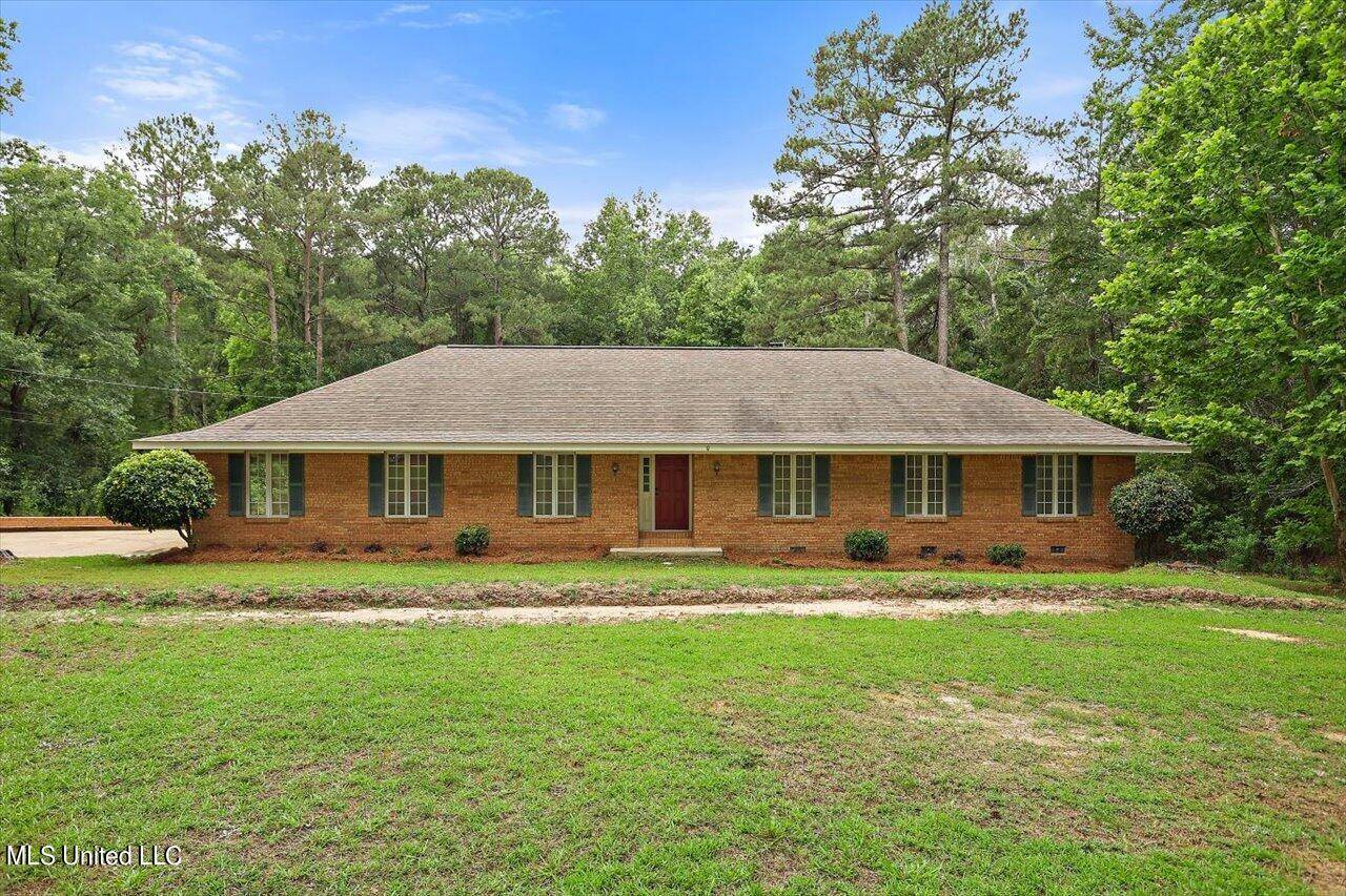 Mendenhall, MS 39114,195 Pine Lane