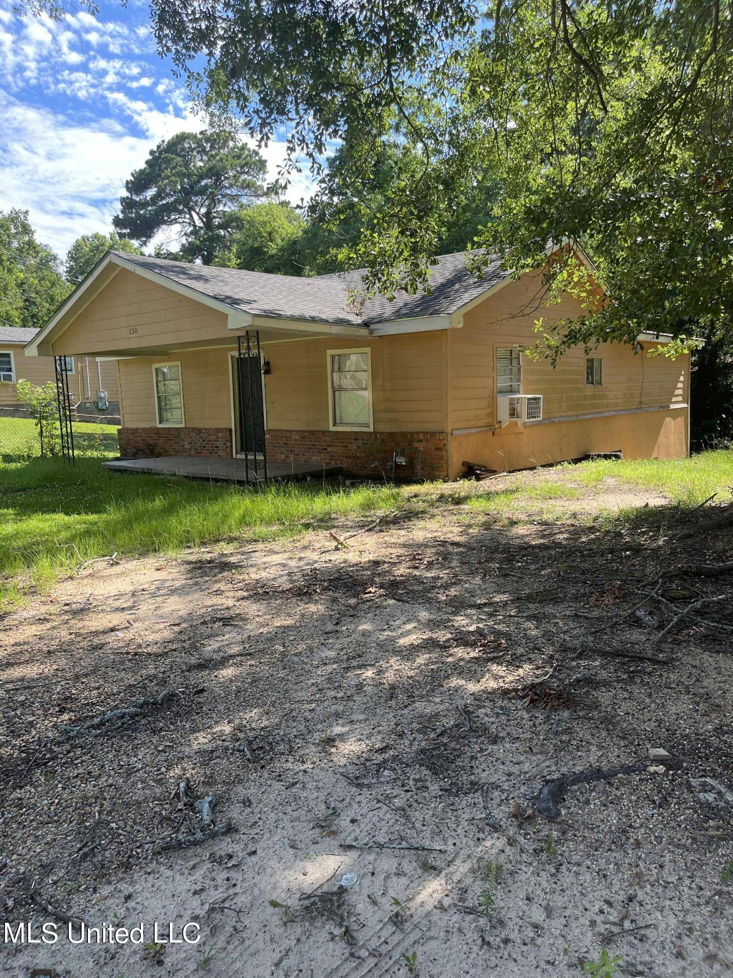 Laurel, MS 39440,138 N 17th Avenue