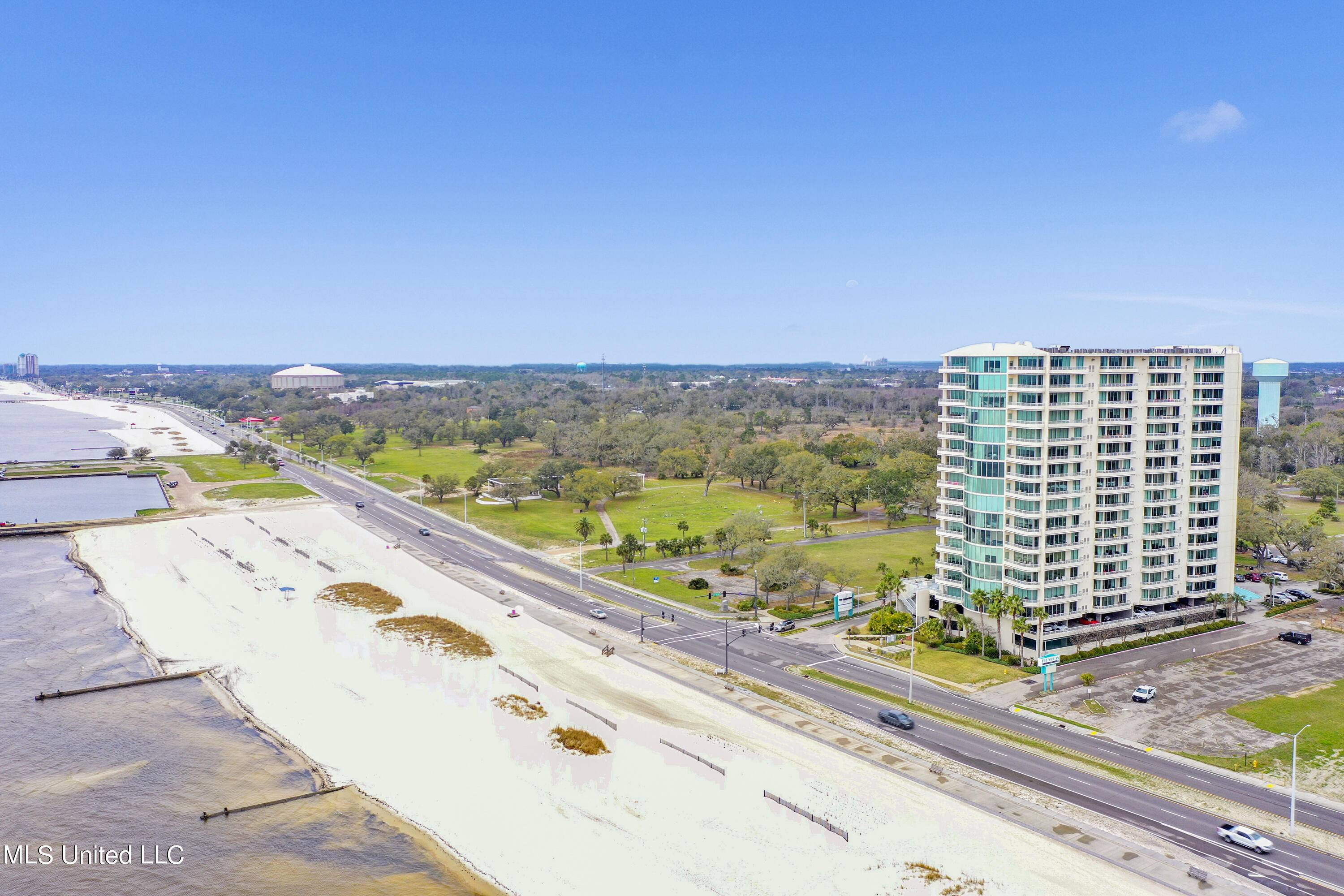 Biloxi, MS 39531,2060 Beach Boulevard #102