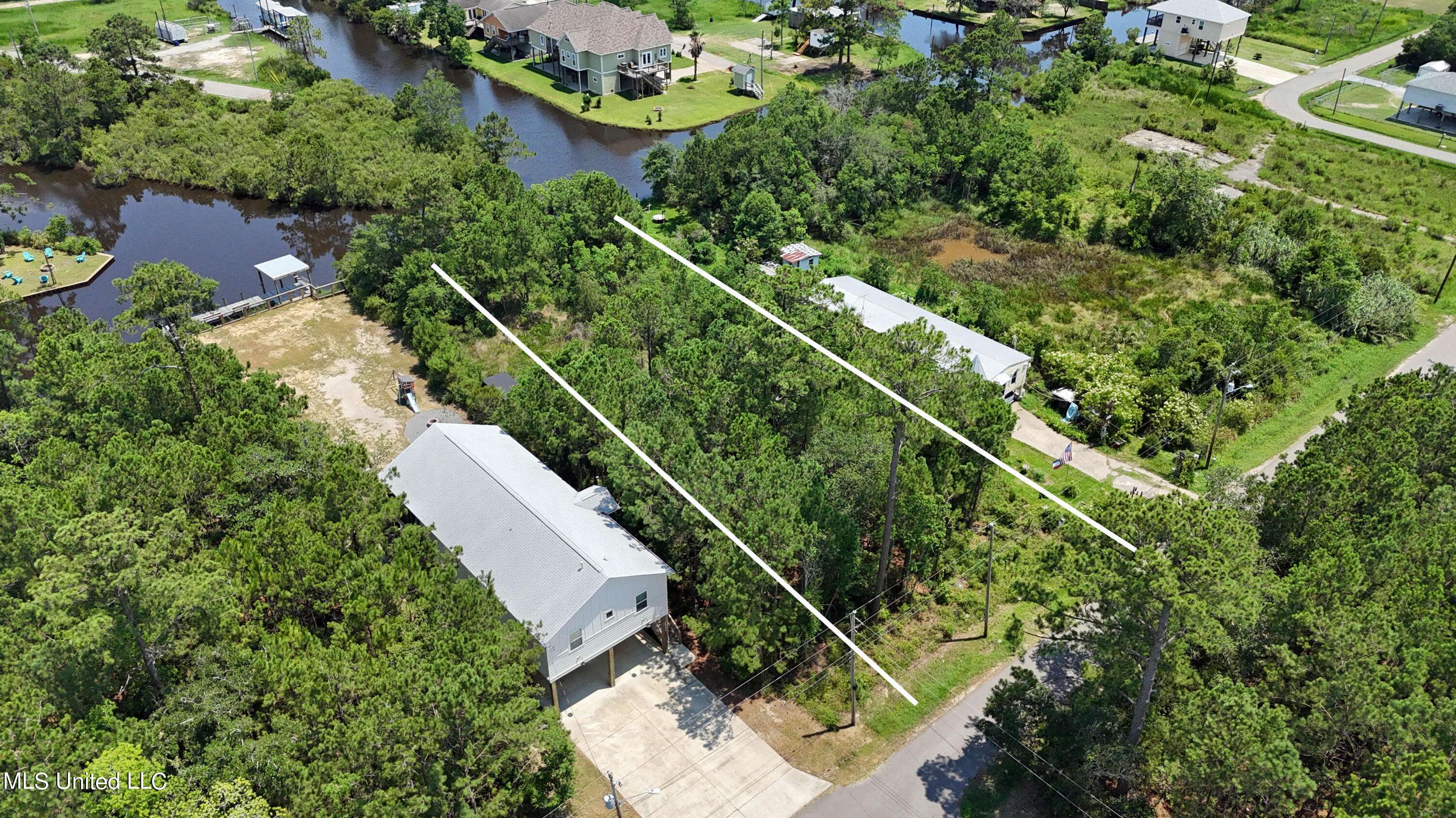 Bay Saint Louis, MS 39520,10036 E Bayou View Drive