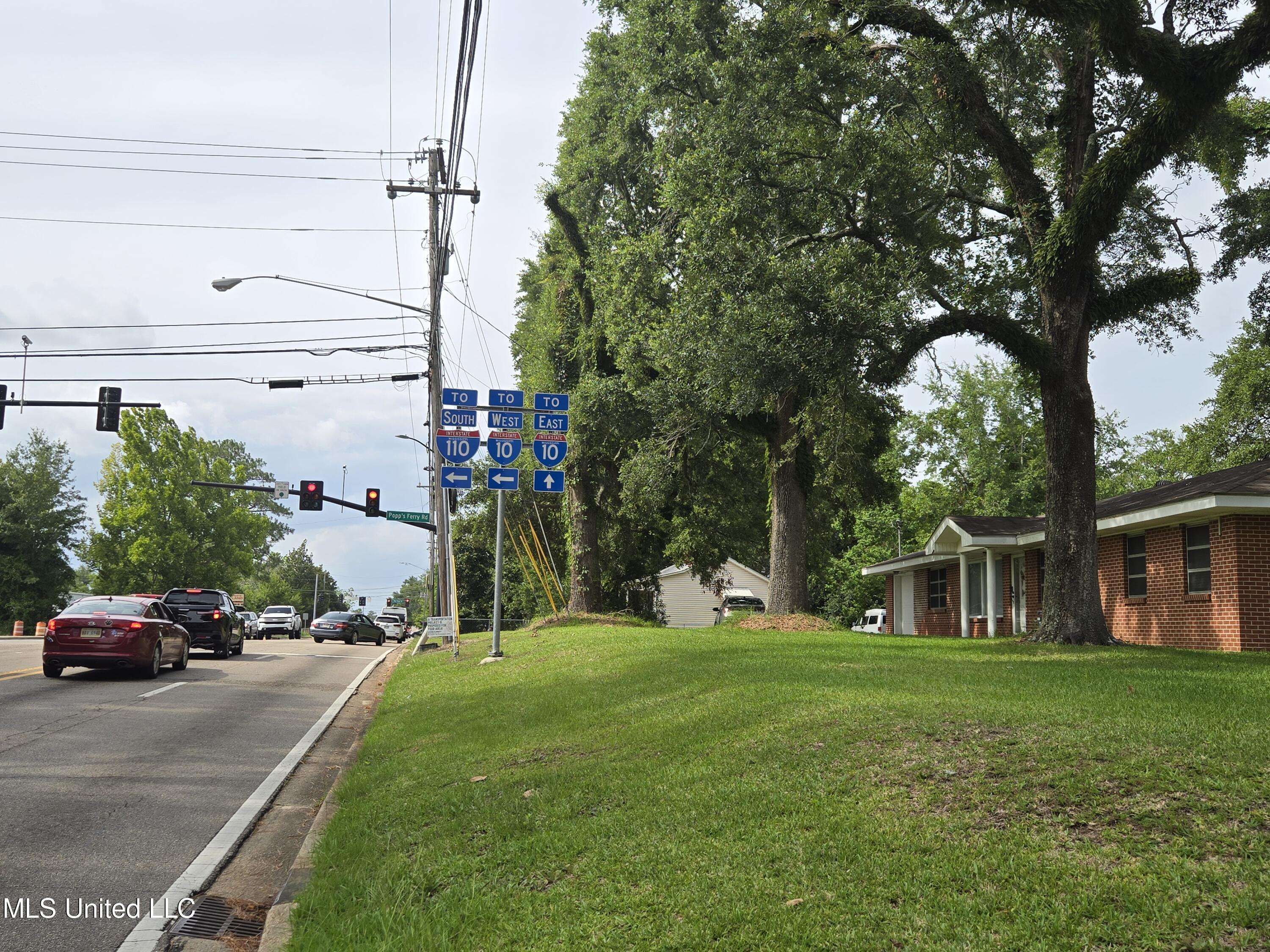 D'iberville, MS 39540,11128 Lamey Bridge Road