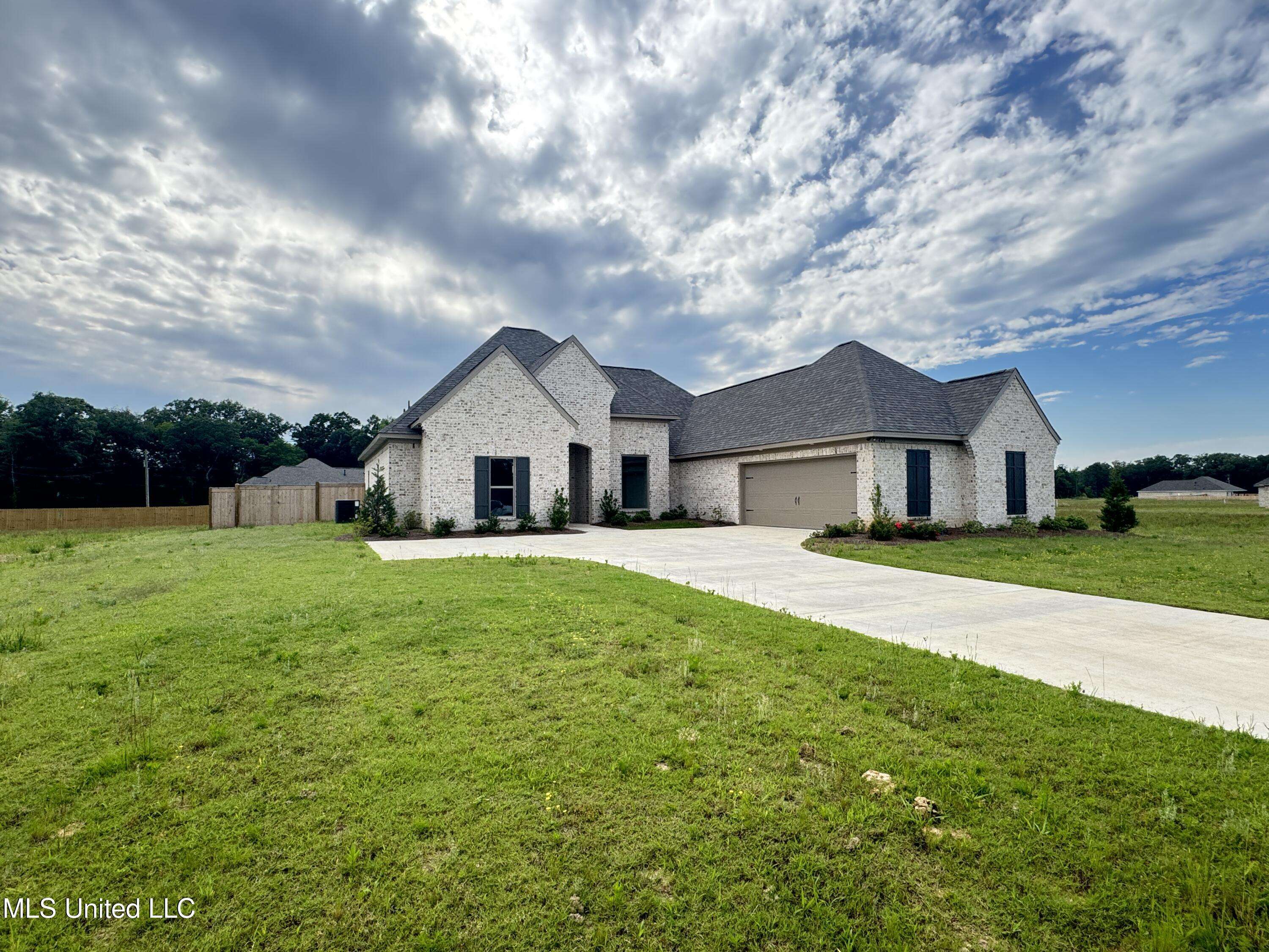 Brandon, MS 39047,420 Lennon Lane