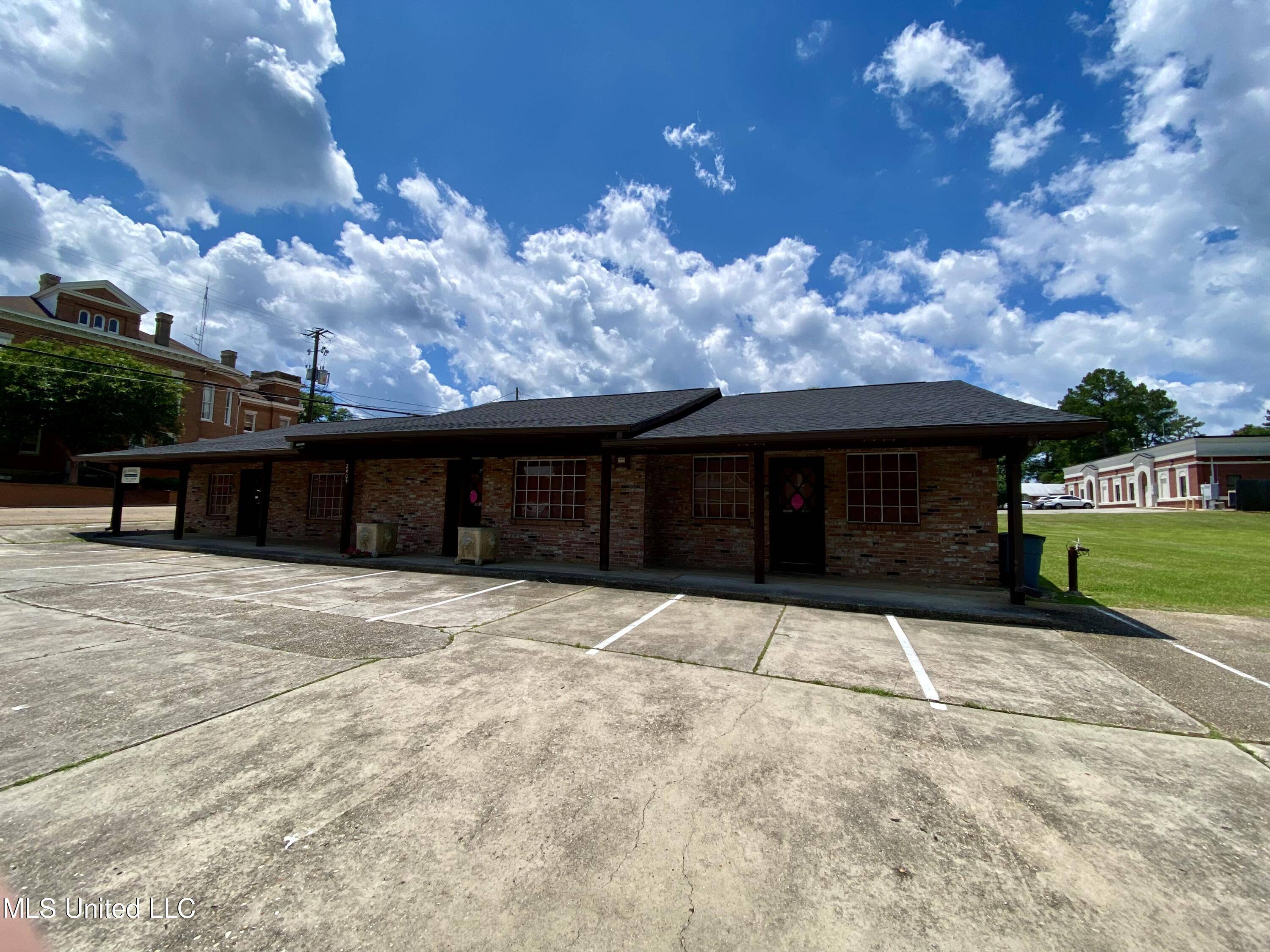 Prentiss, MS 39474,2405 Columbia Avenue