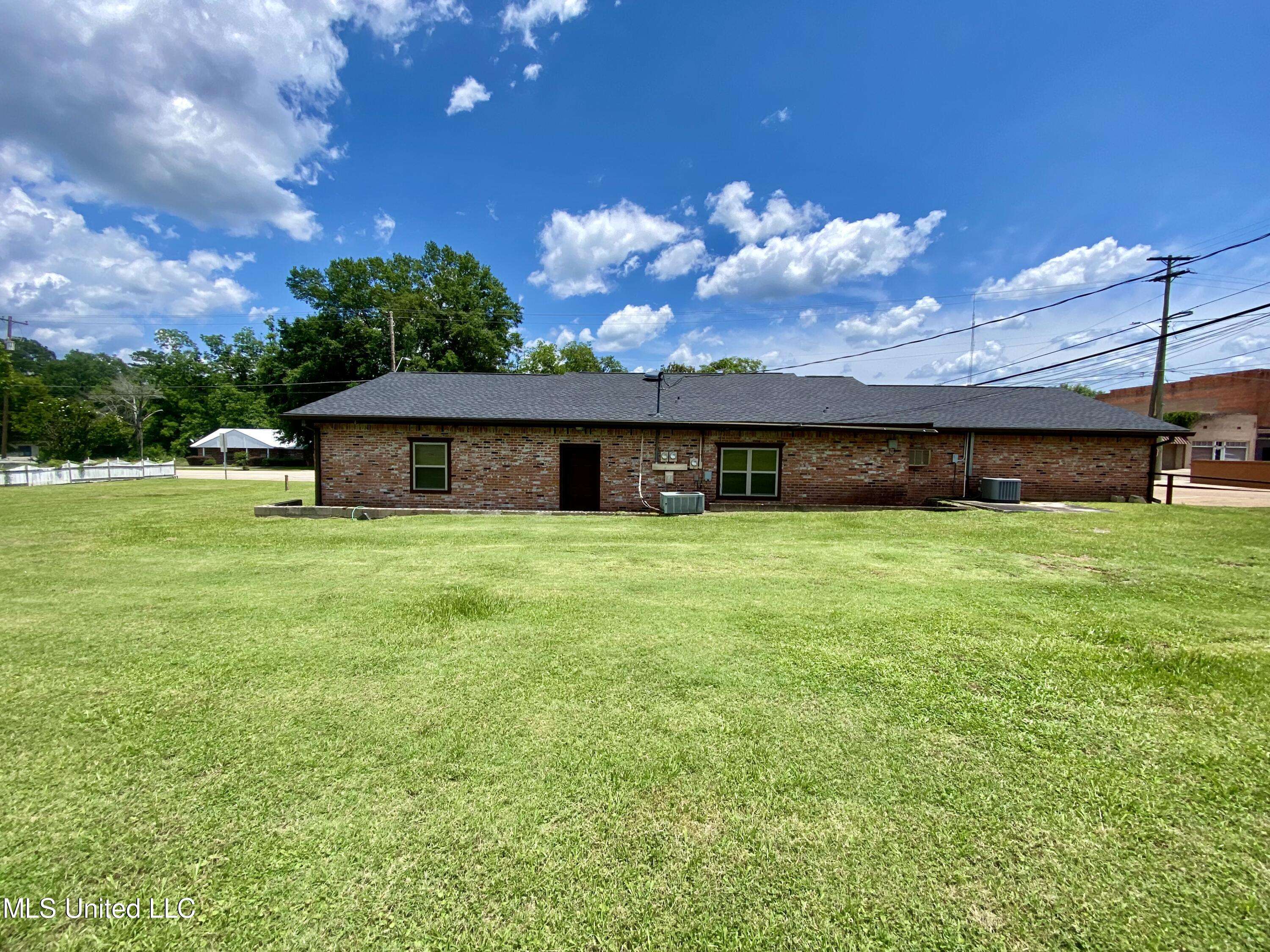 Prentiss, MS 39474,2405 Columbia Avenue