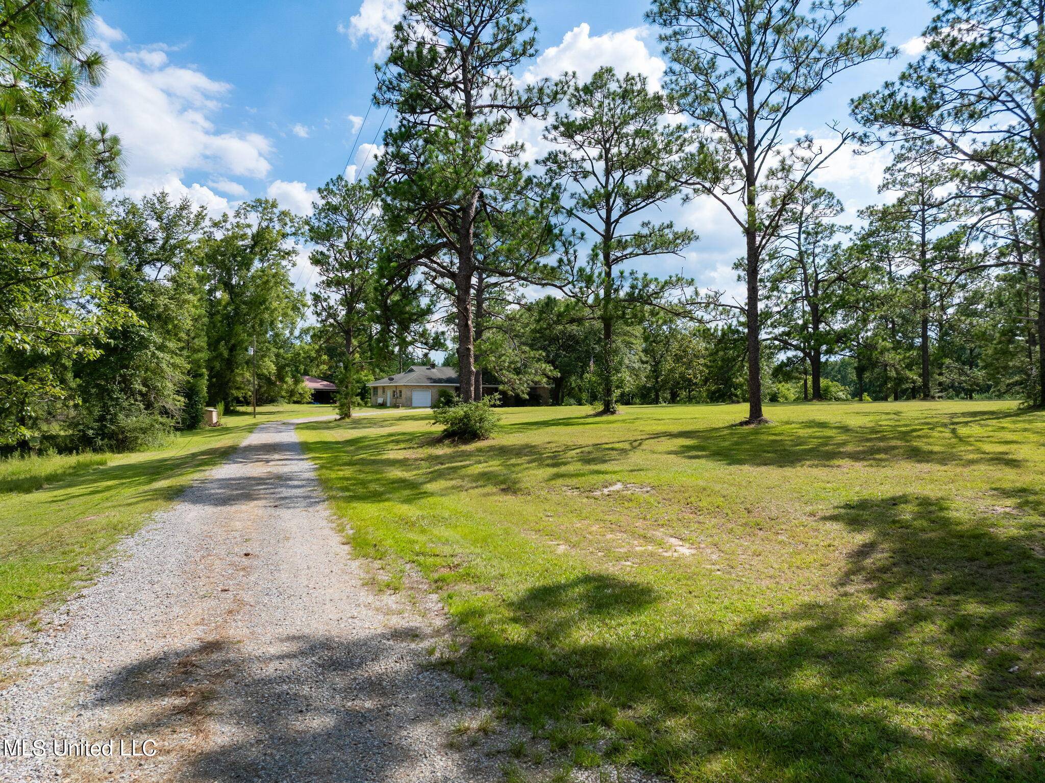 Poplarville, MS 39470,3545 W Hwy 26