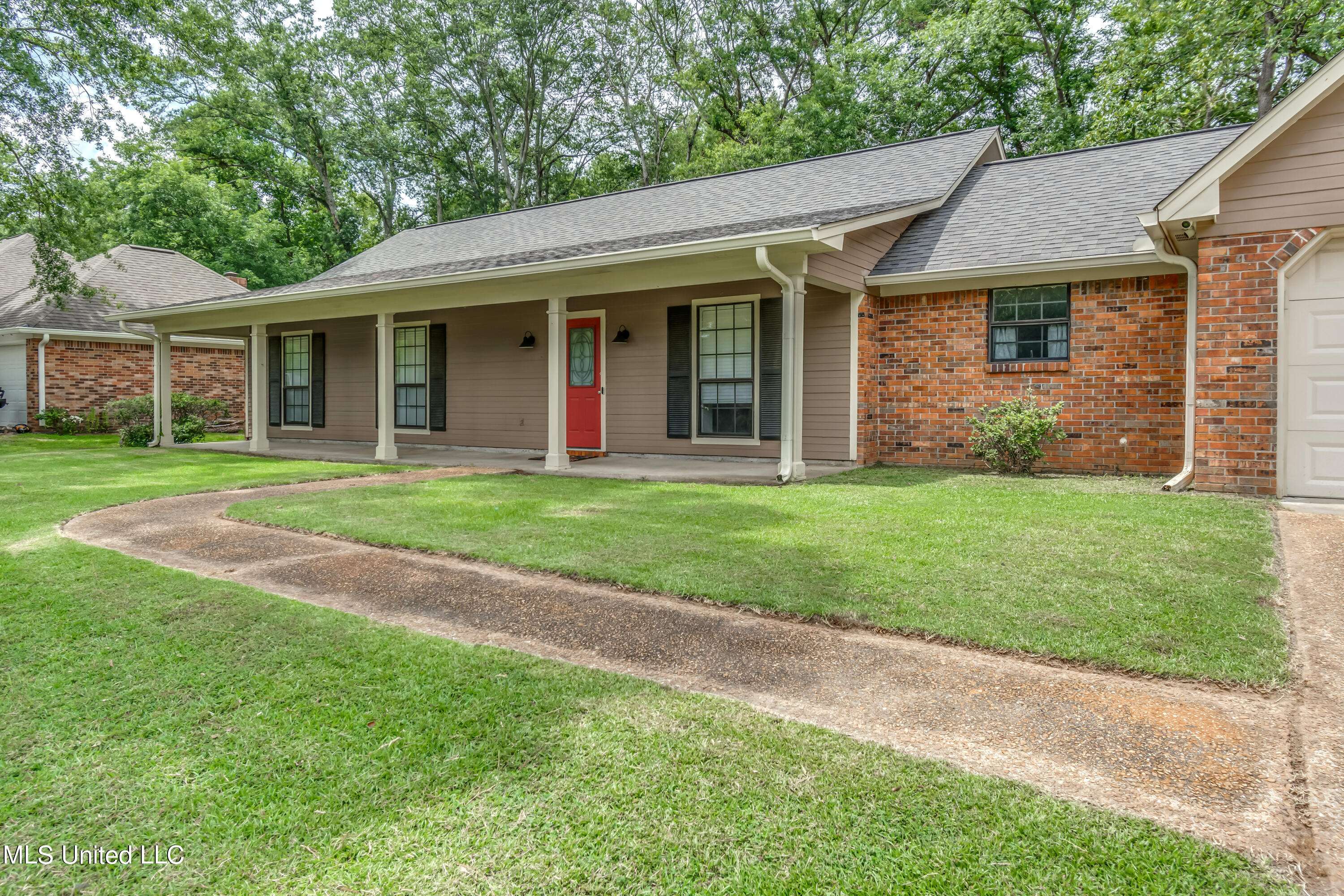 Madison, MS 39110,127 Sumac Drive