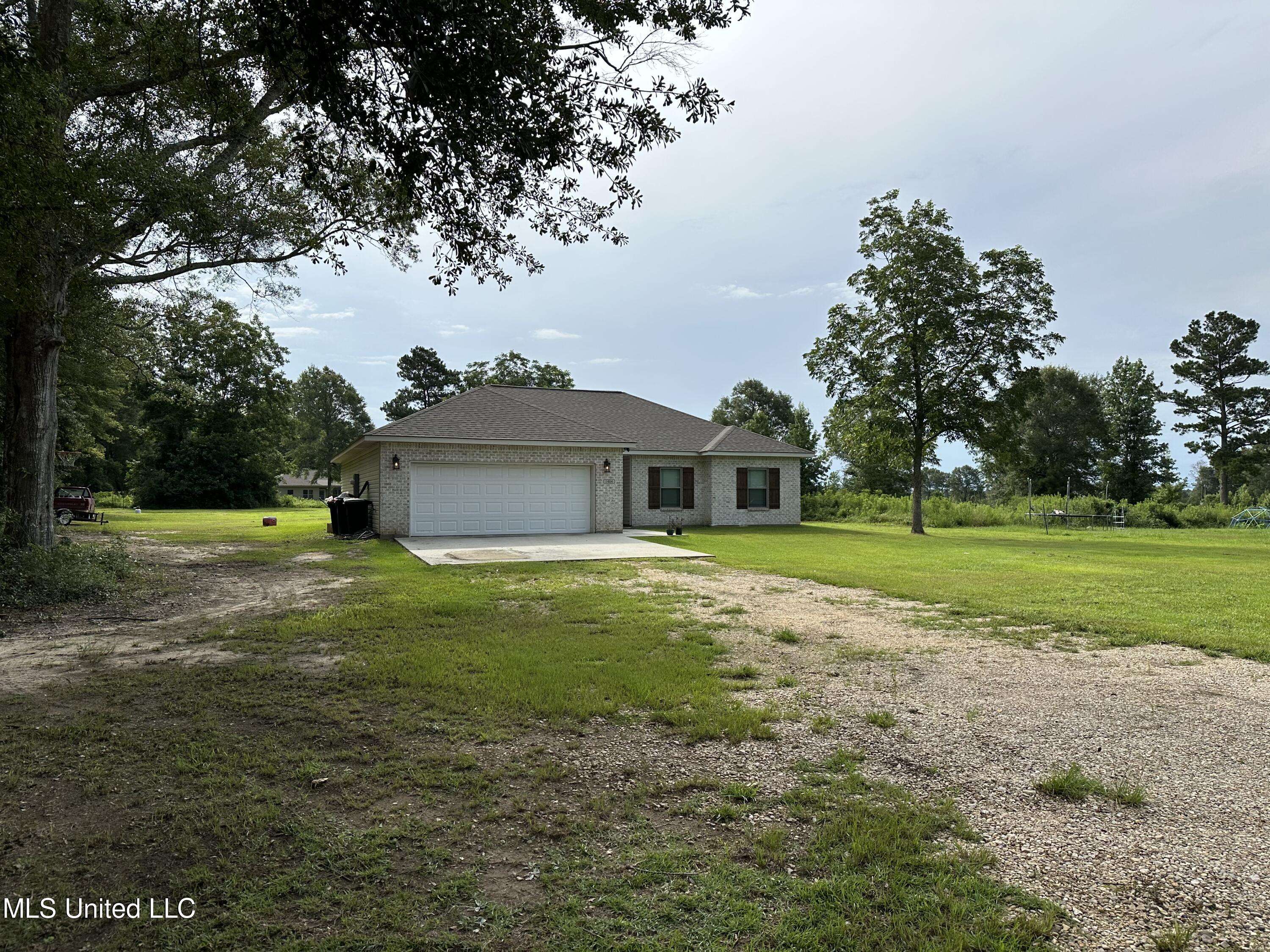 Poplarville, MS 39470,1404 Savannah Millard Road