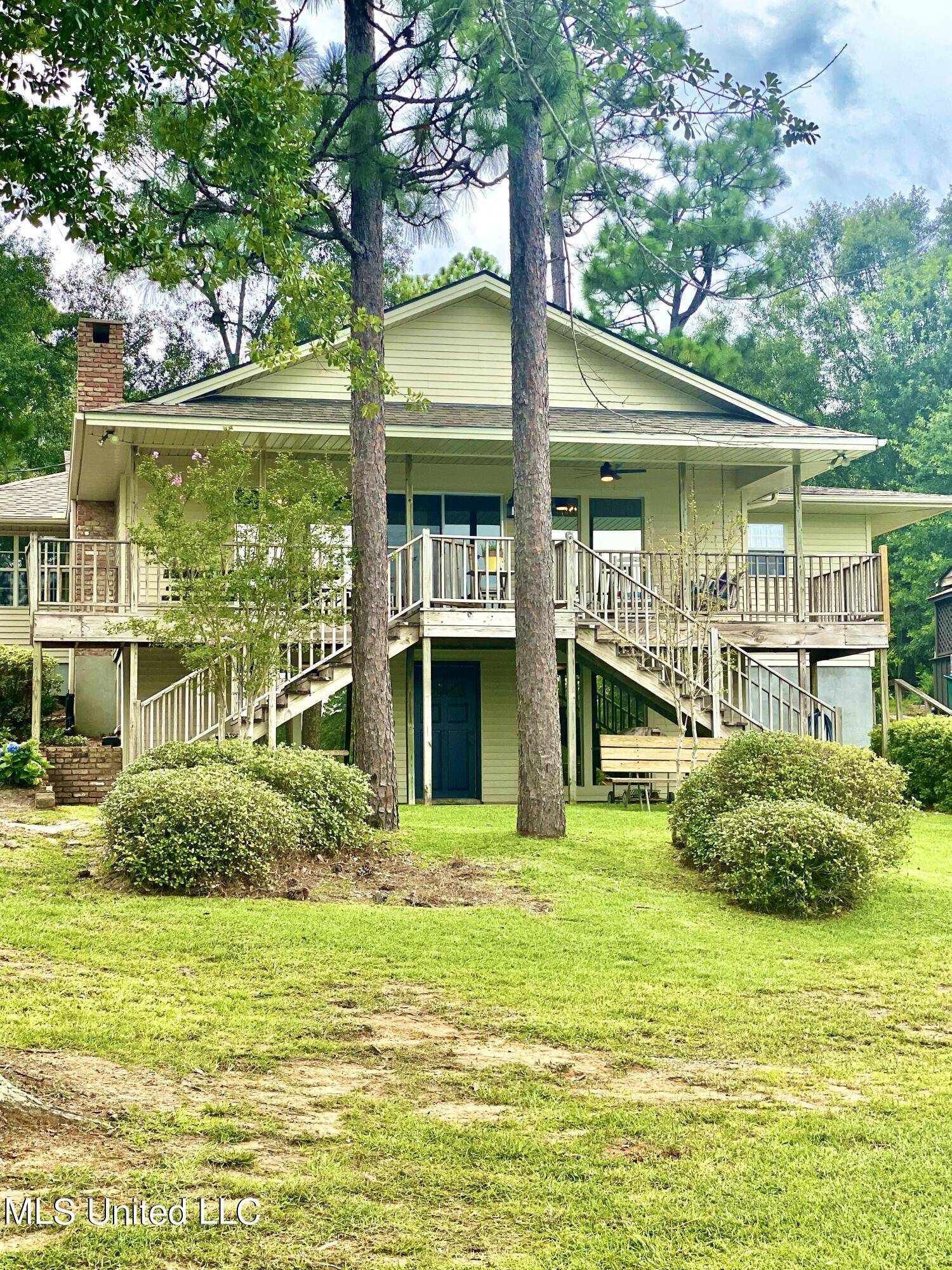 Carriere, MS 39426,571 W Lakeshore Drive