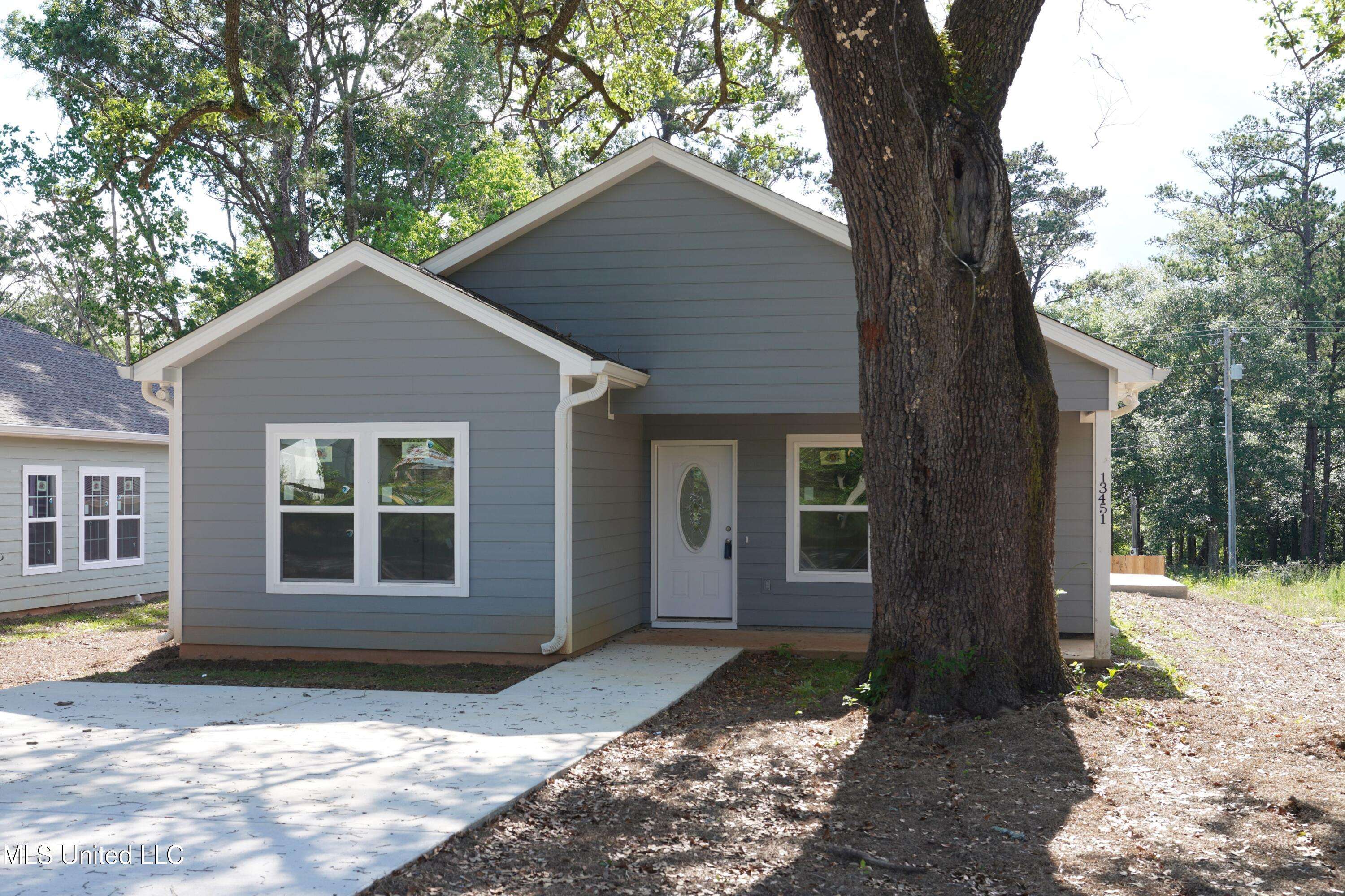 Gulfport, MS 39503,13469 Mary Avenue