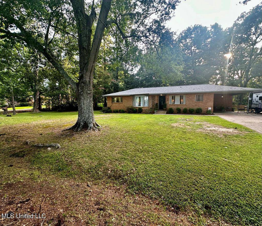 Brookhaven, MS 39601,212 Avenue B