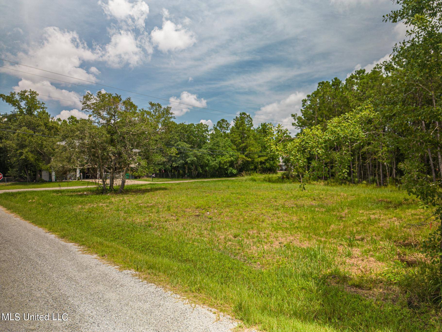 Bay Saint Louis, MS 39520,0 Chapman Road