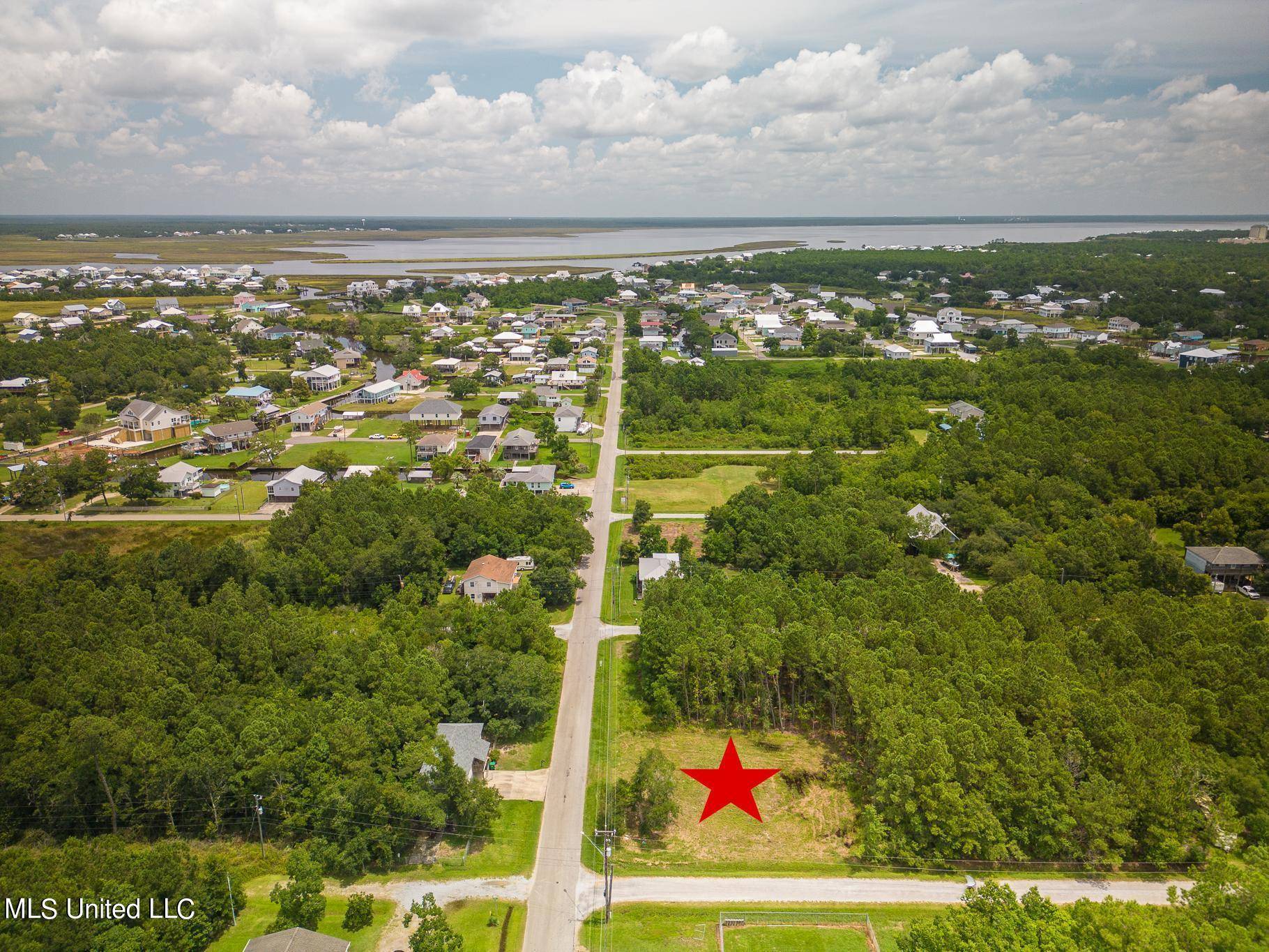 Bay Saint Louis, MS 39520,0 Chapman Road