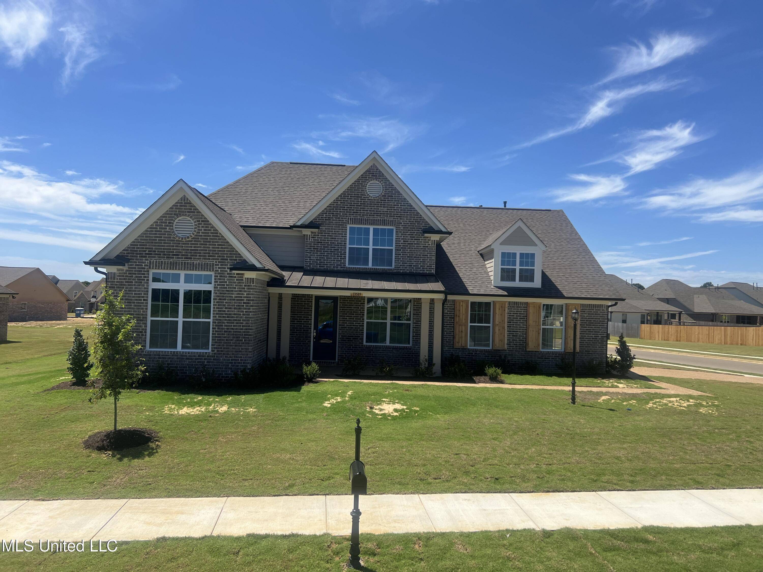 Olive Branch, MS 38654,13589 Broadmore Ln. Lane