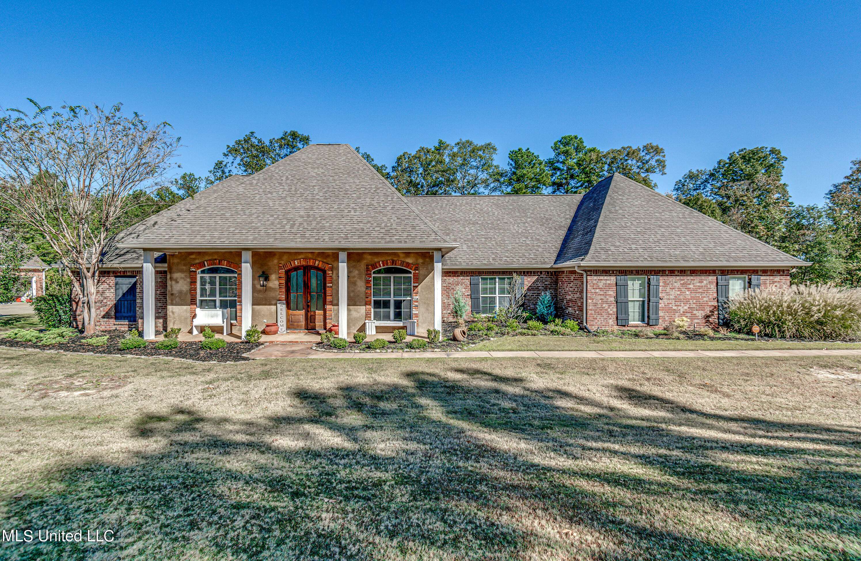 Pearl, MS 39208,1006 Longwood Place