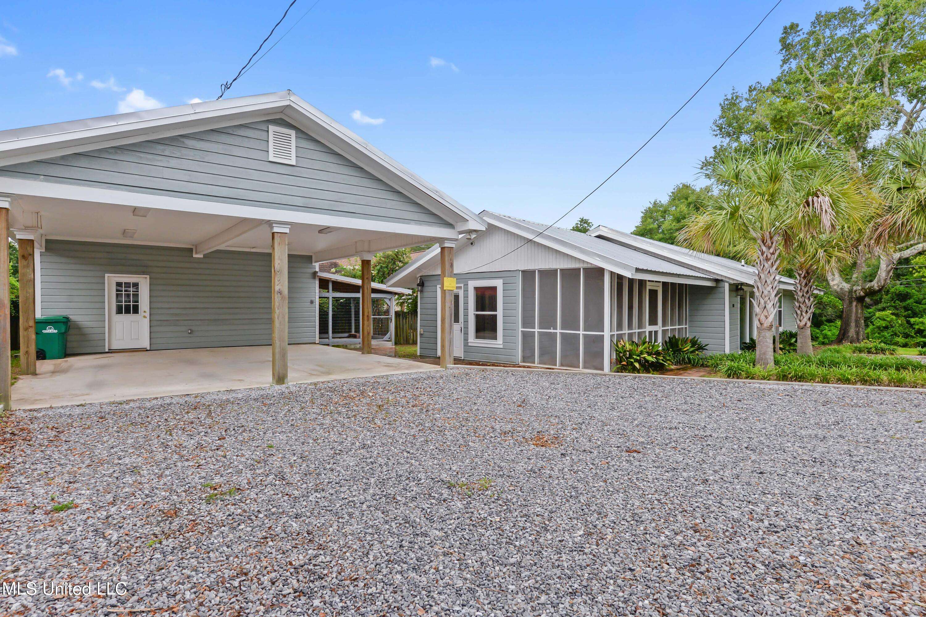 Bay Saint Louis, MS 39520,100 Hickory Lane