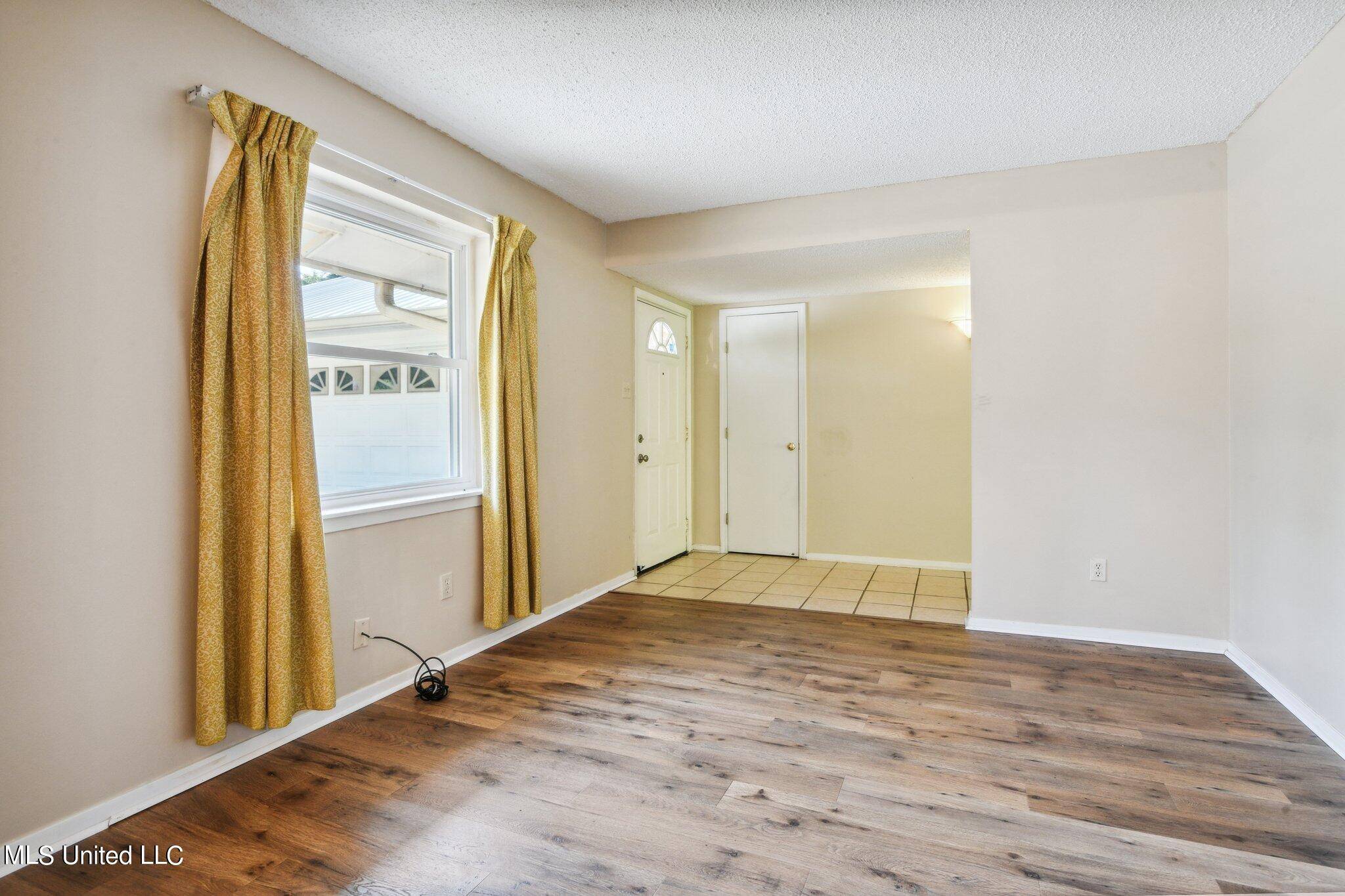 Ocean Springs, MS 39564,100 Nottingham Court