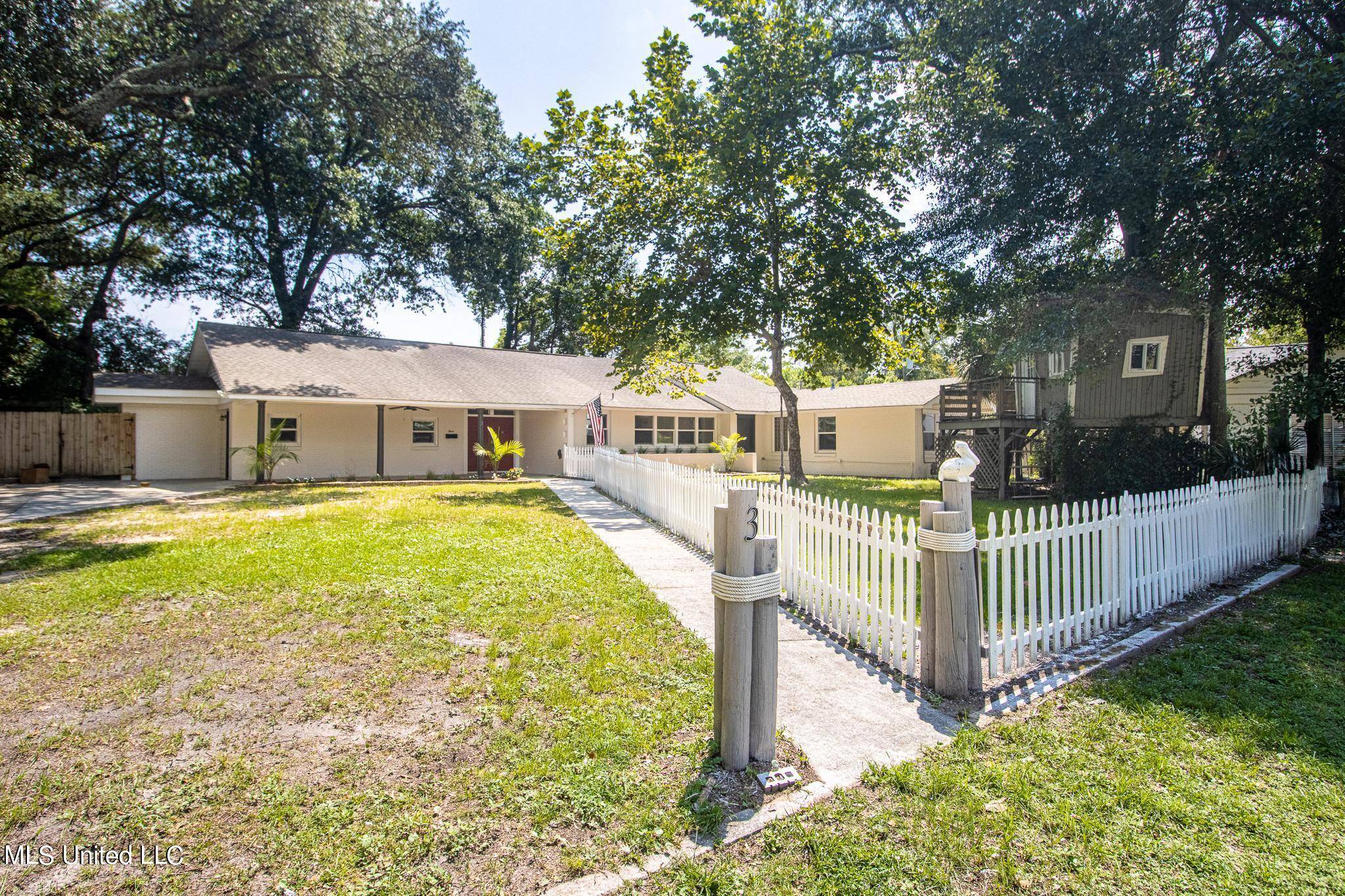 Gulfport, MS 39501,3 Wanda Place