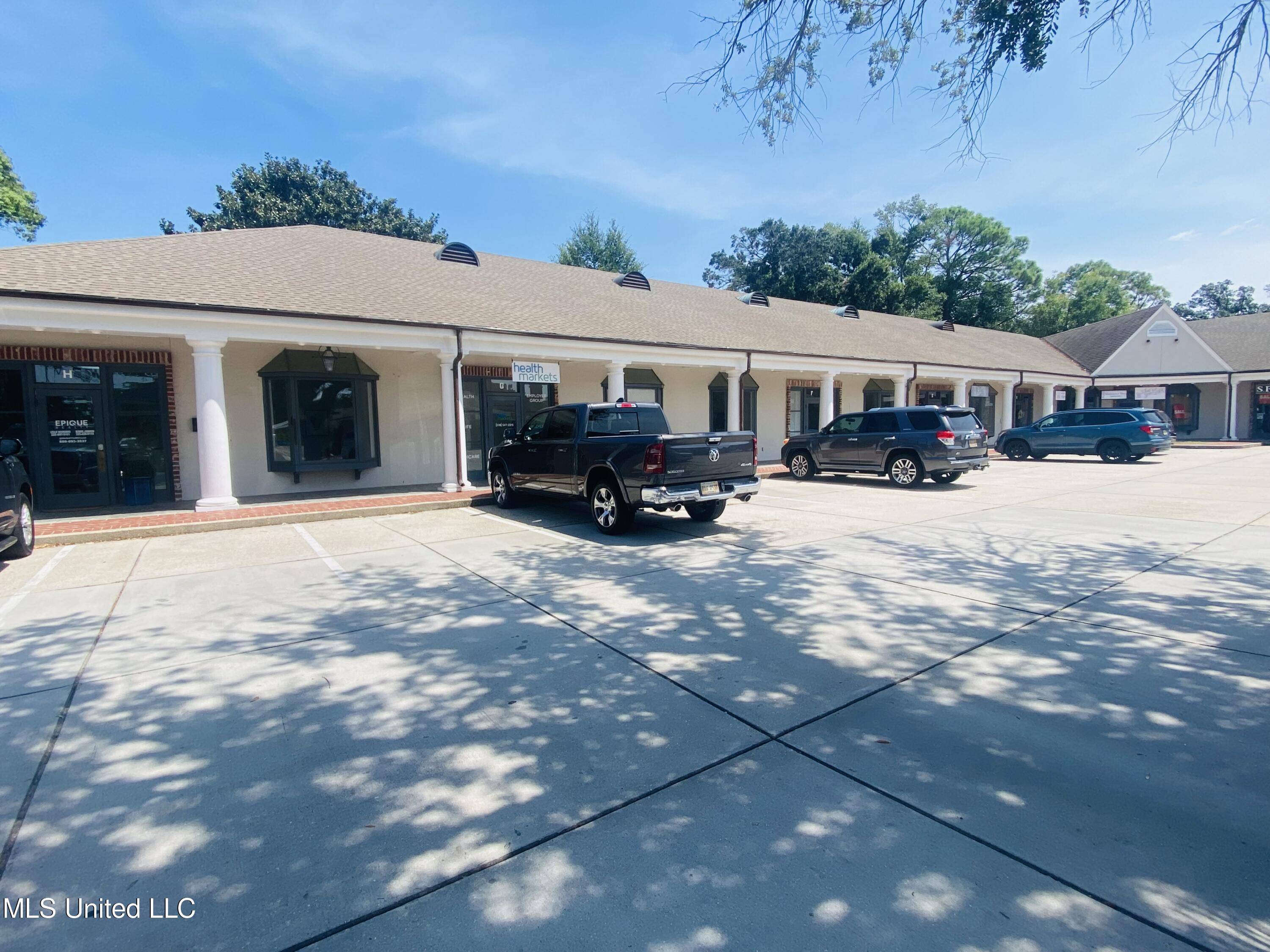 Gulfport, MS 39507,452 Courthouse Road #F