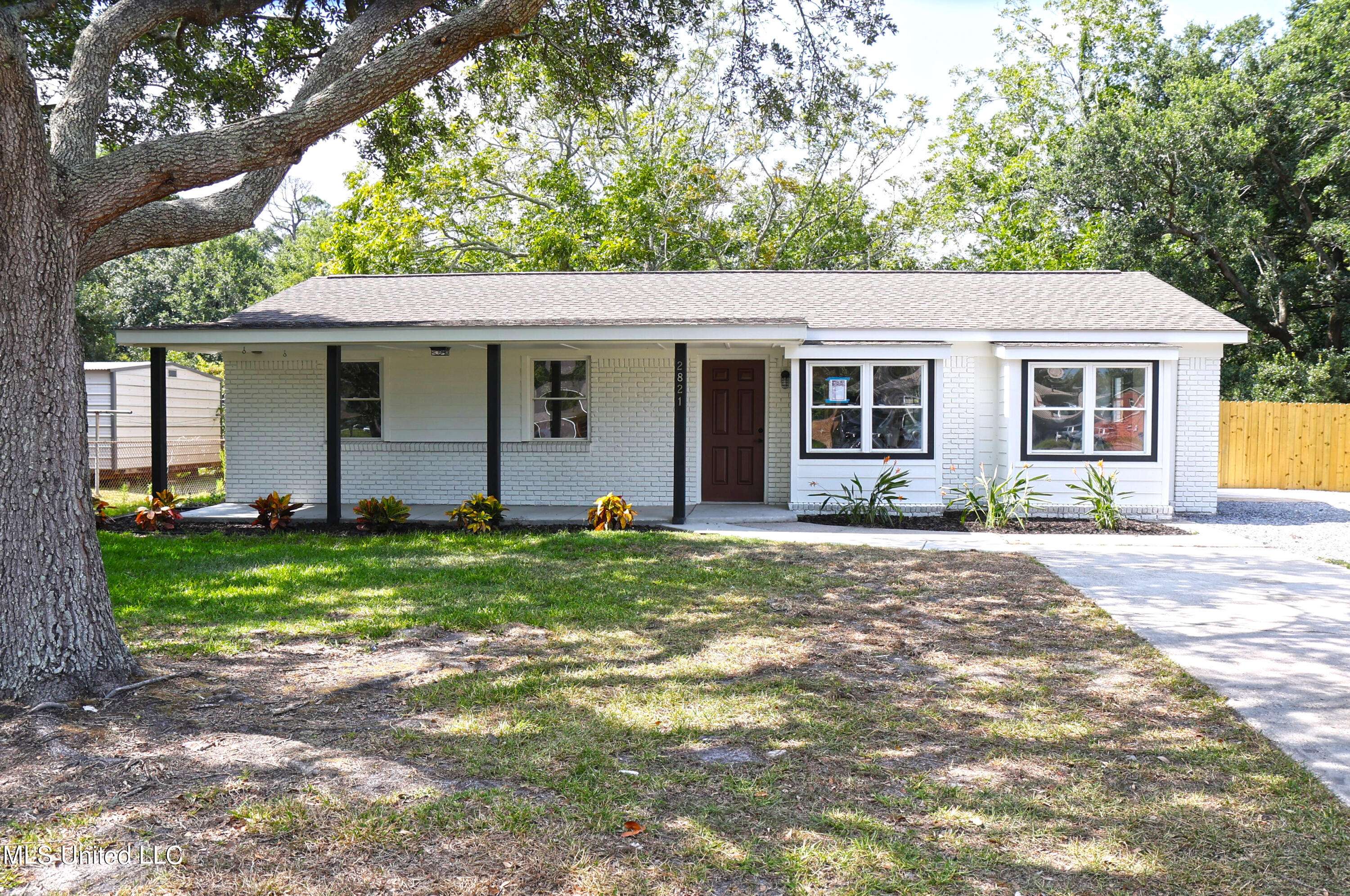 Pascagoula, MS 39581,2821 Pleasant Street
