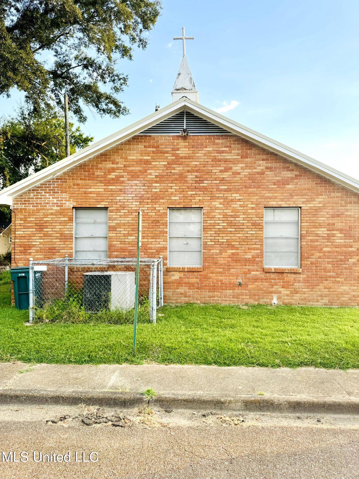 Yazoo City, MS 39194,1838 Gordon Ave. Avenue