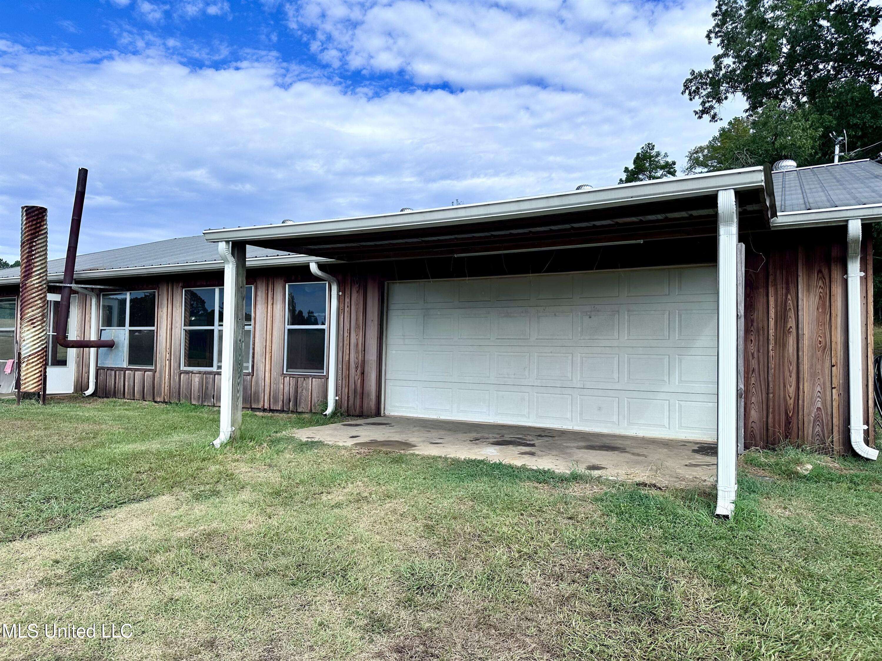 Mccarley, MS 38943,609 County Road 333