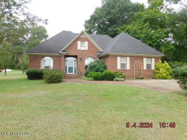 Senatobia, MS 38668,104 Oakwood Drive