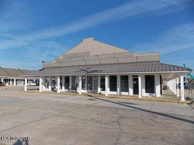 Bay Saint Louis, MS 39520,833 Highway 90 Highway #B