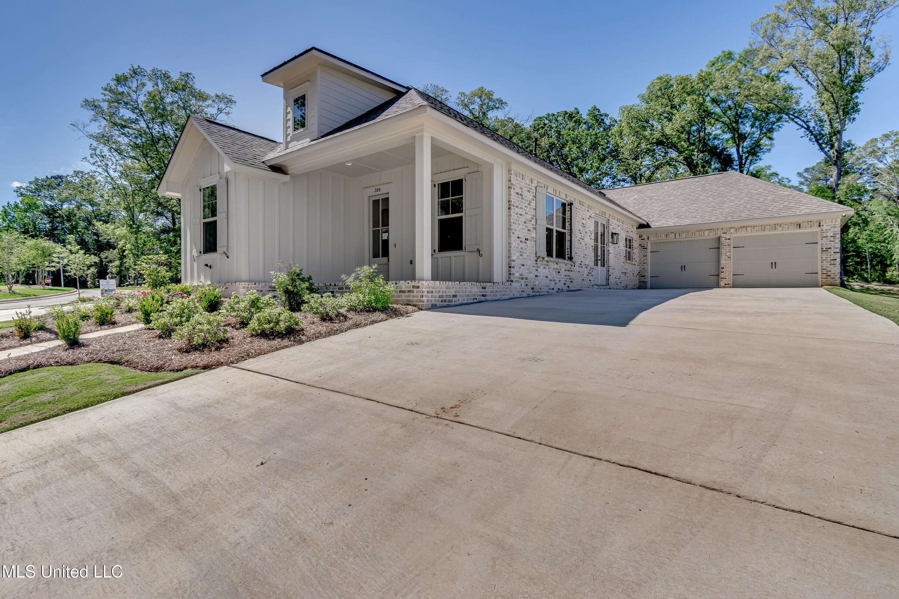 Brandon, MS 39042,309 Celadon Way