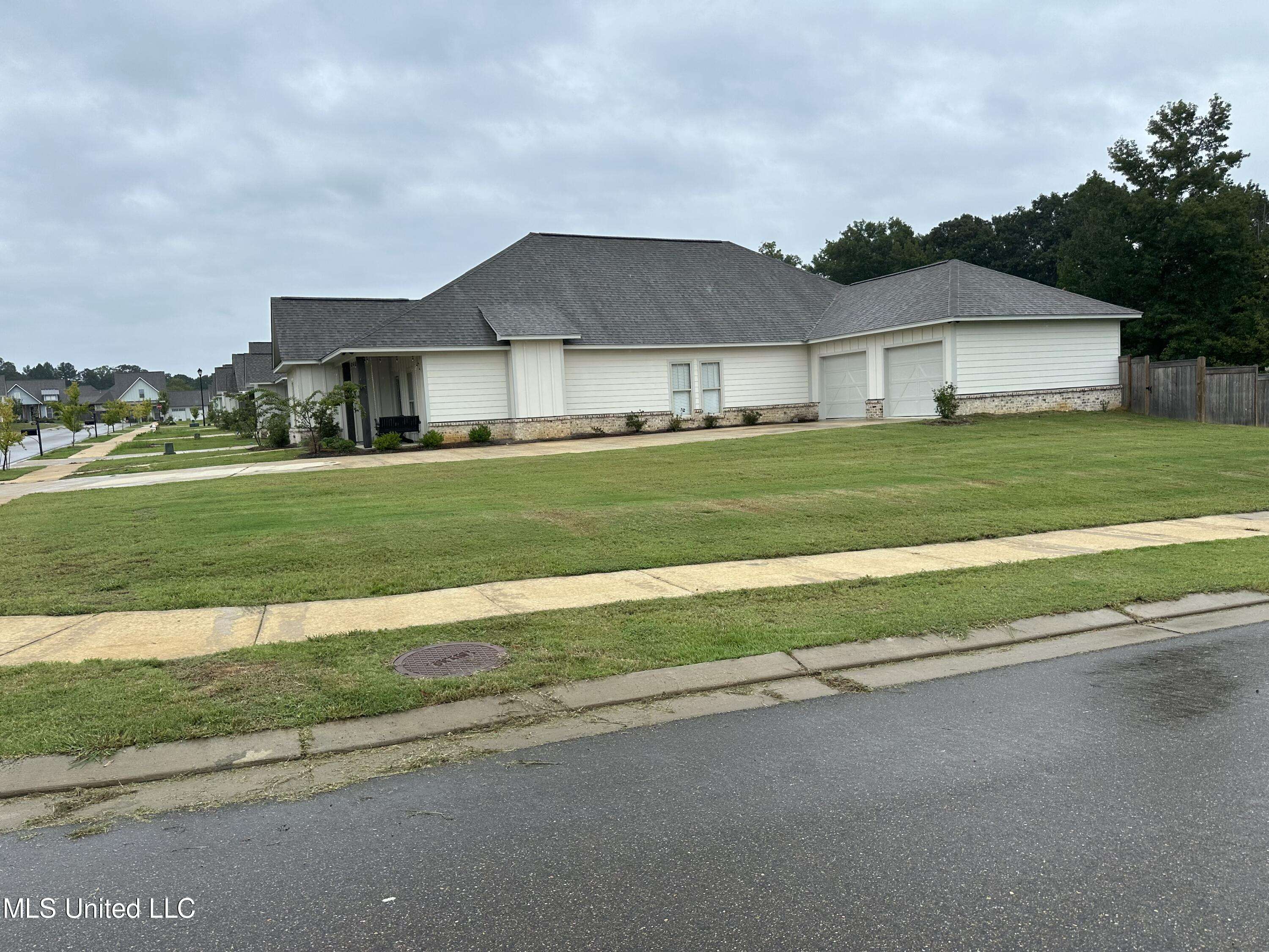 Brandon, MS 39042,713 Heartwood Lane