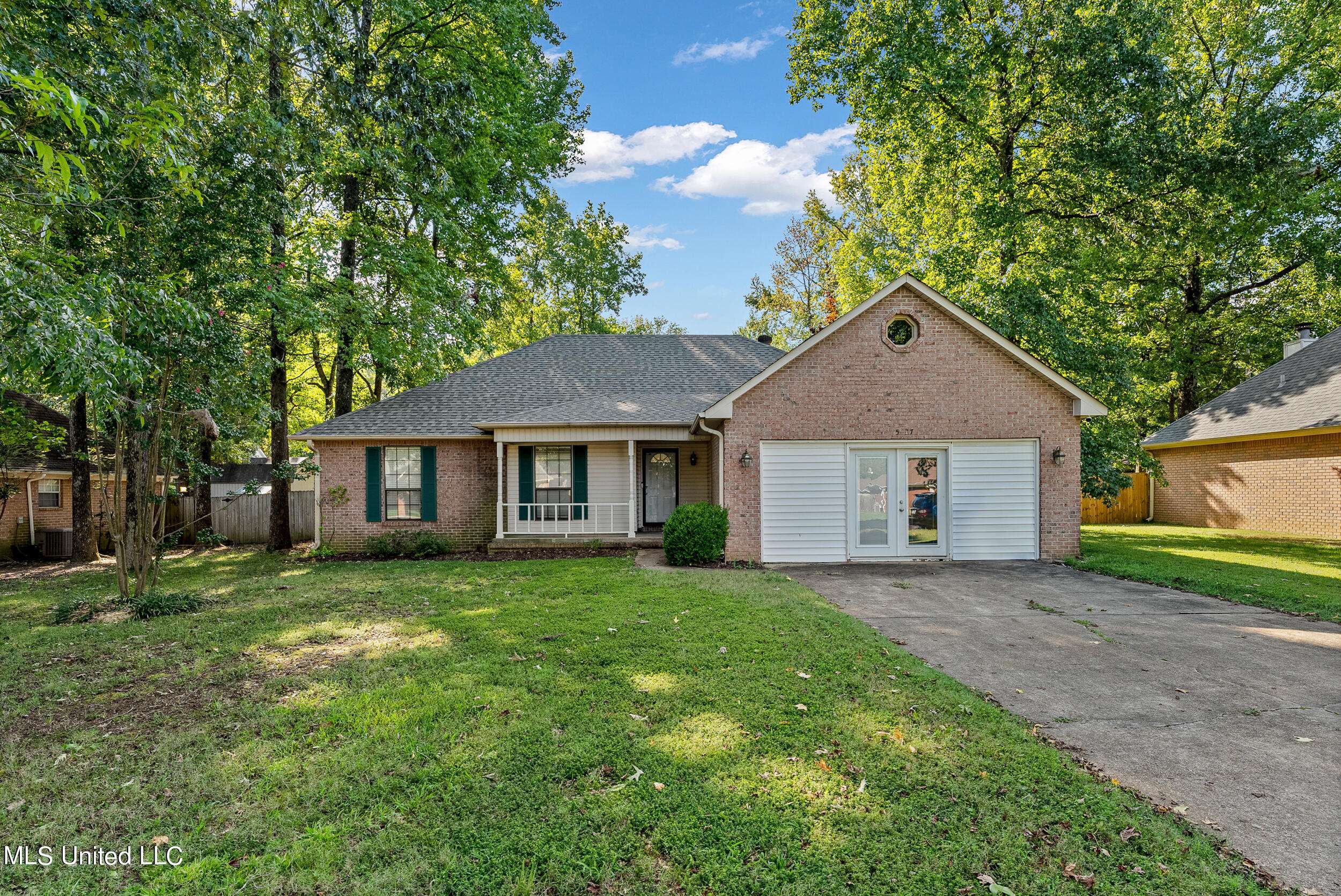 Olive Branch, MS 38654,5827 Southbend Lane