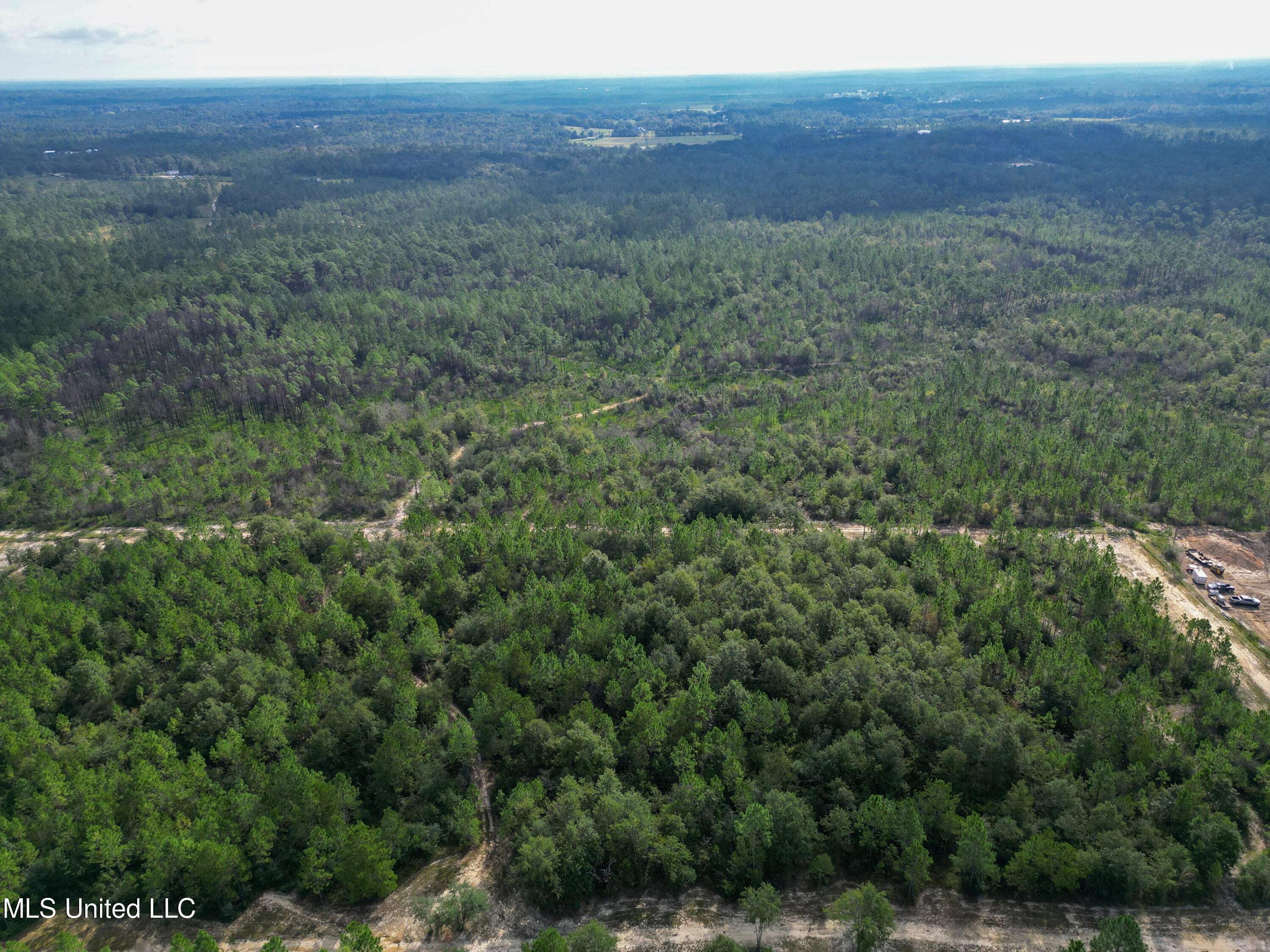 Kiln, MS 39556,5 Whitfield Dr.